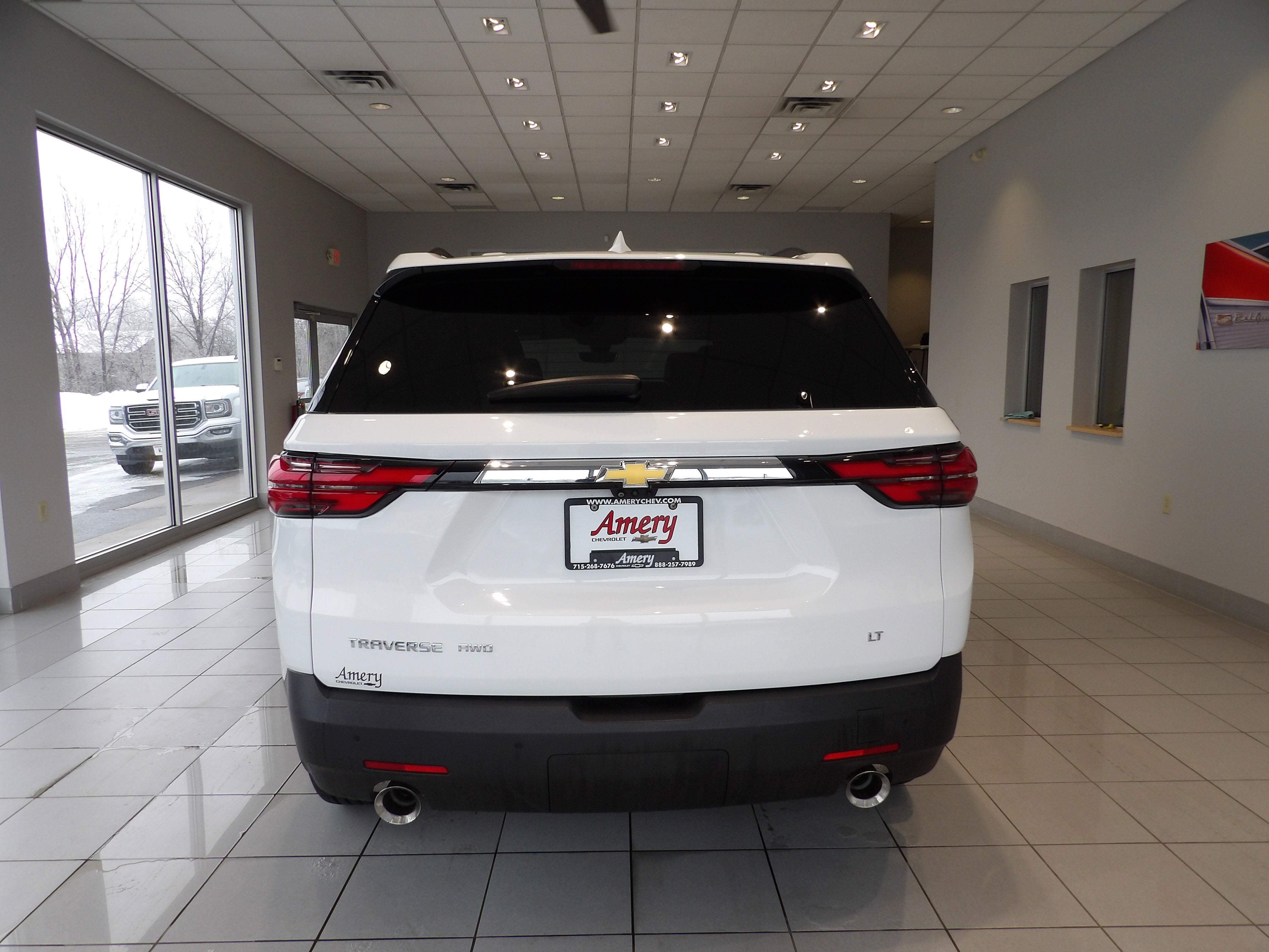 2023 Chevrolet Traverse LT Leather