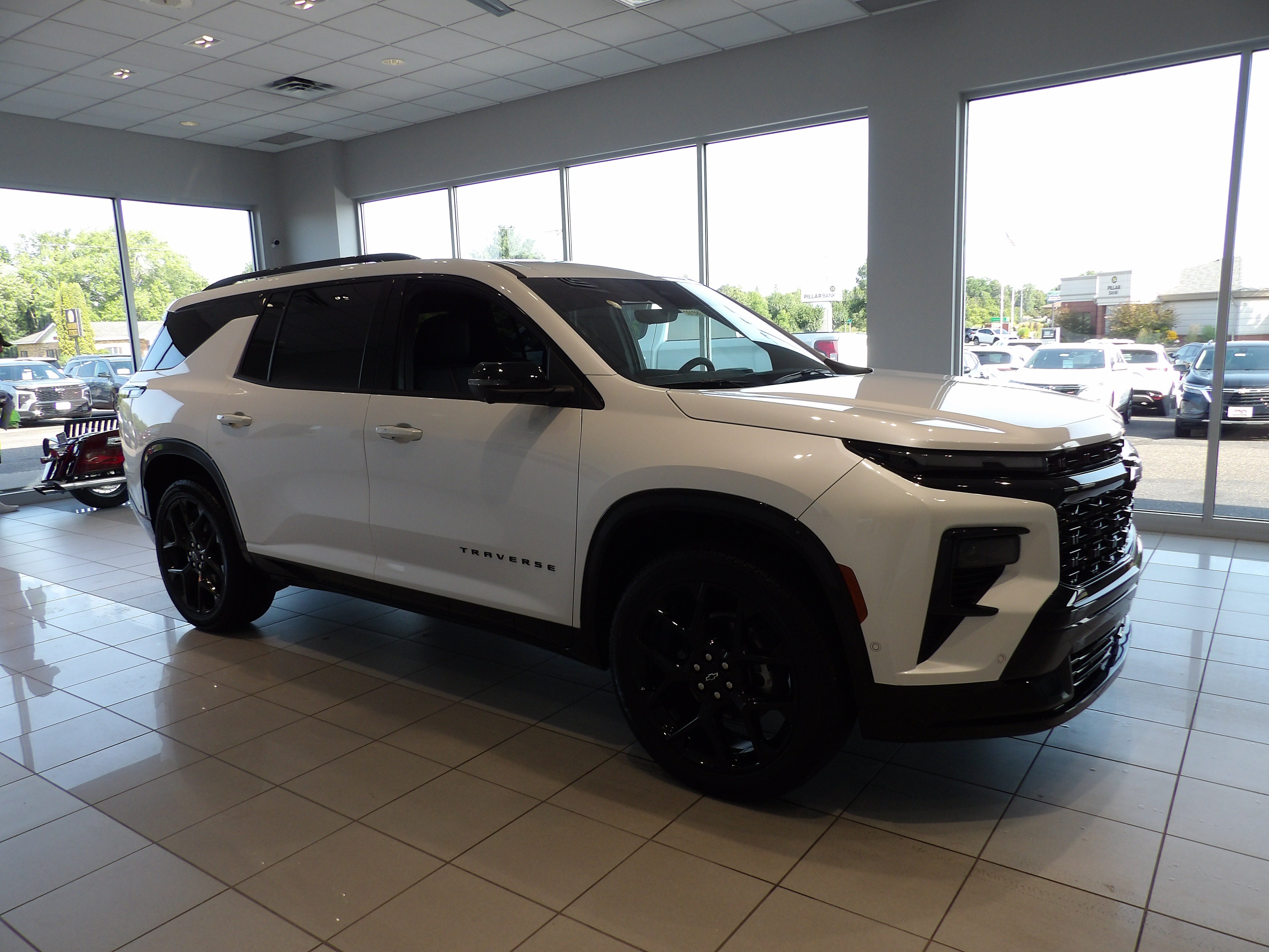 2024 Chevrolet Traverse RS