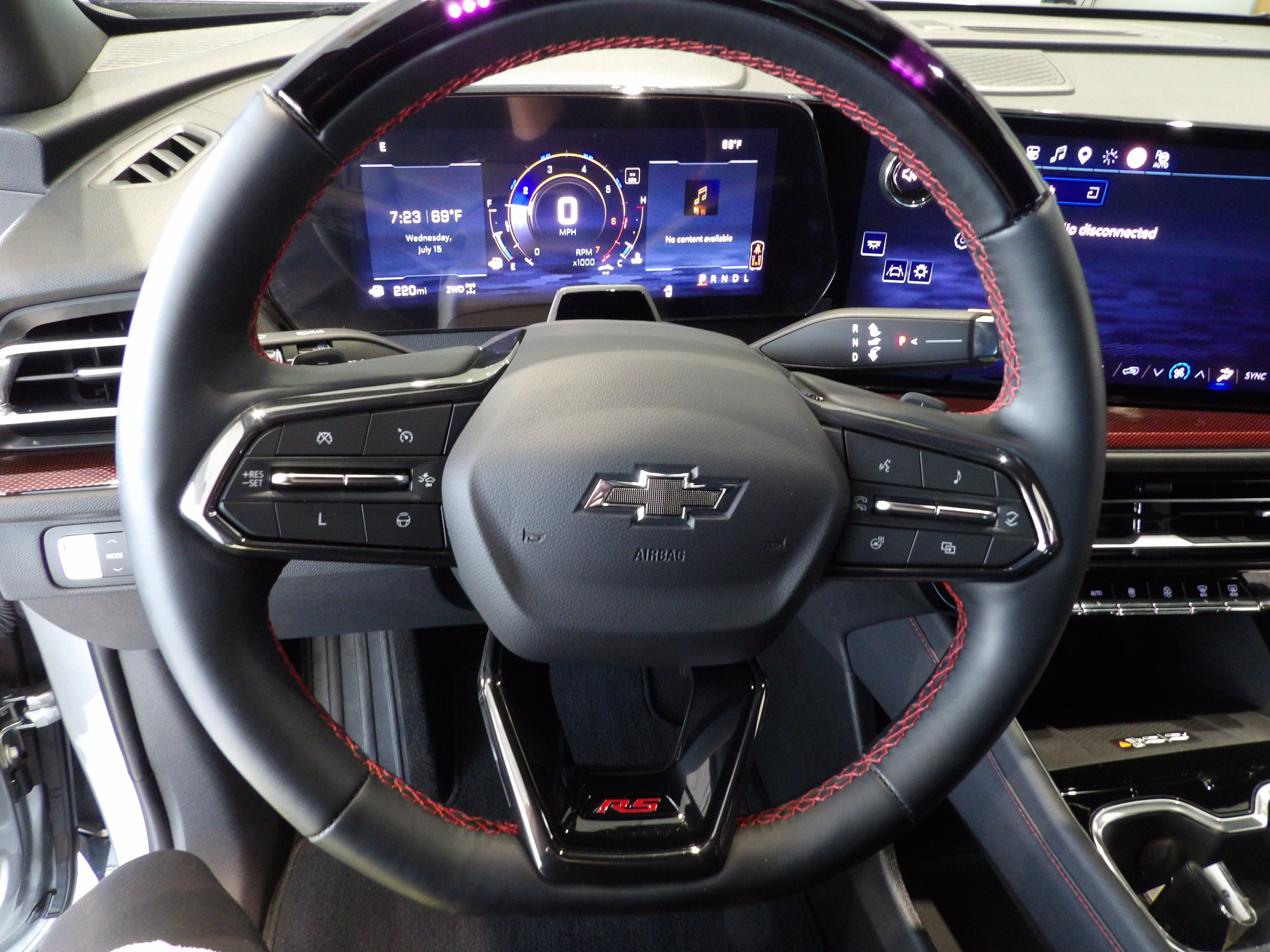 2025 Chevrolet Traverse RS