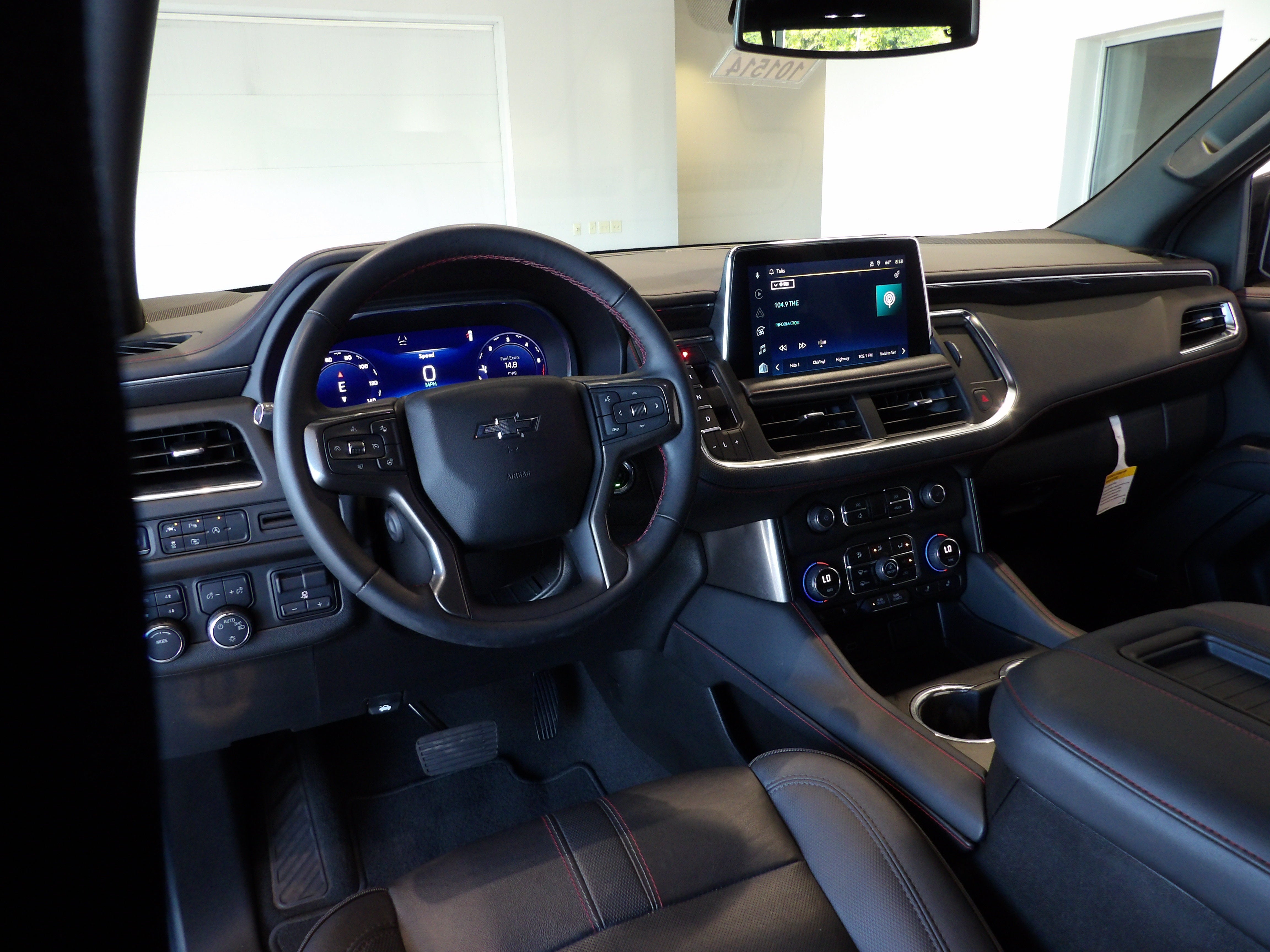 2023 Chevrolet Suburban RST