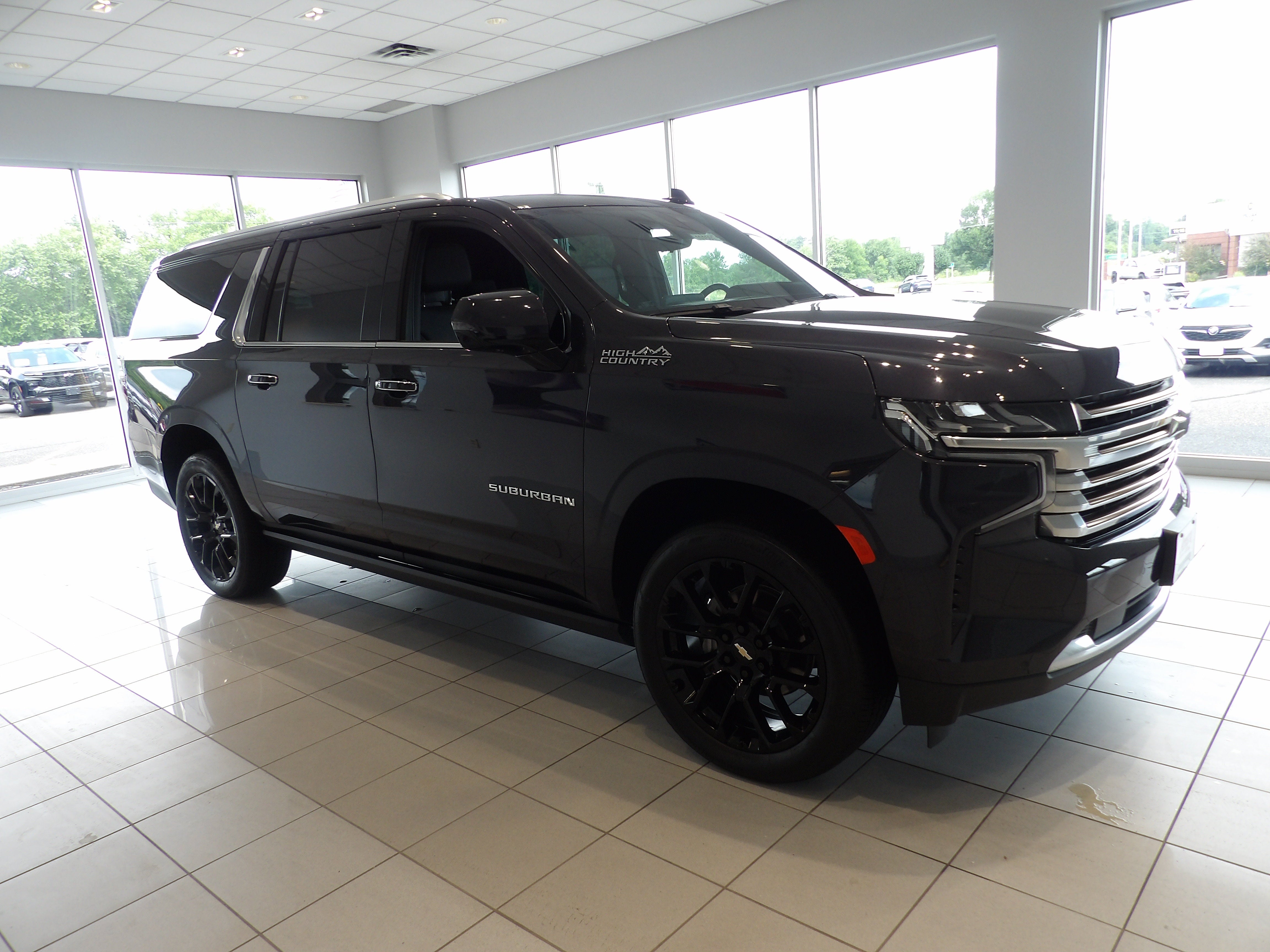2023 Chevrolet Suburban High Country