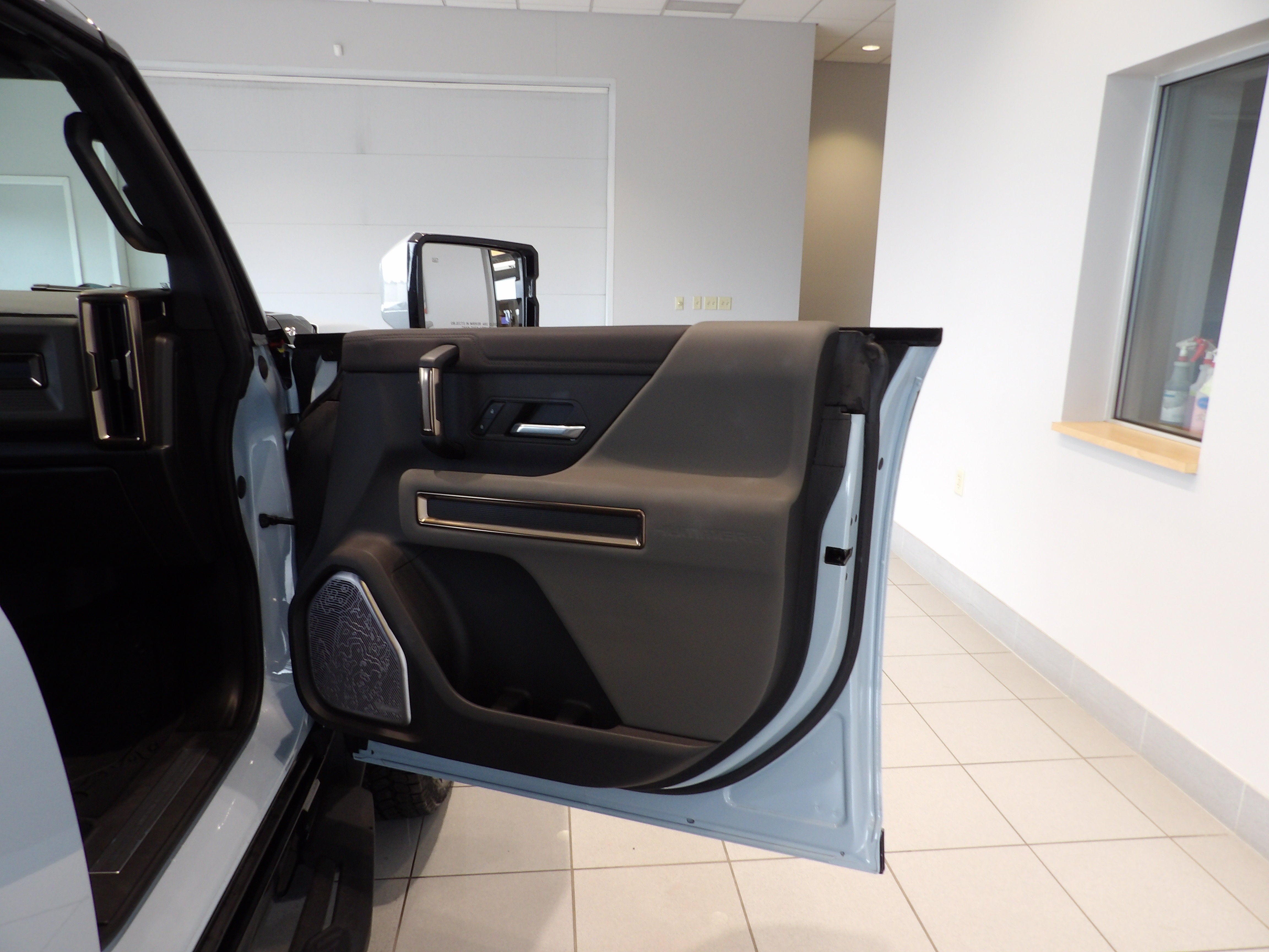 2025 GMC HUMMER EV Pickup 2X