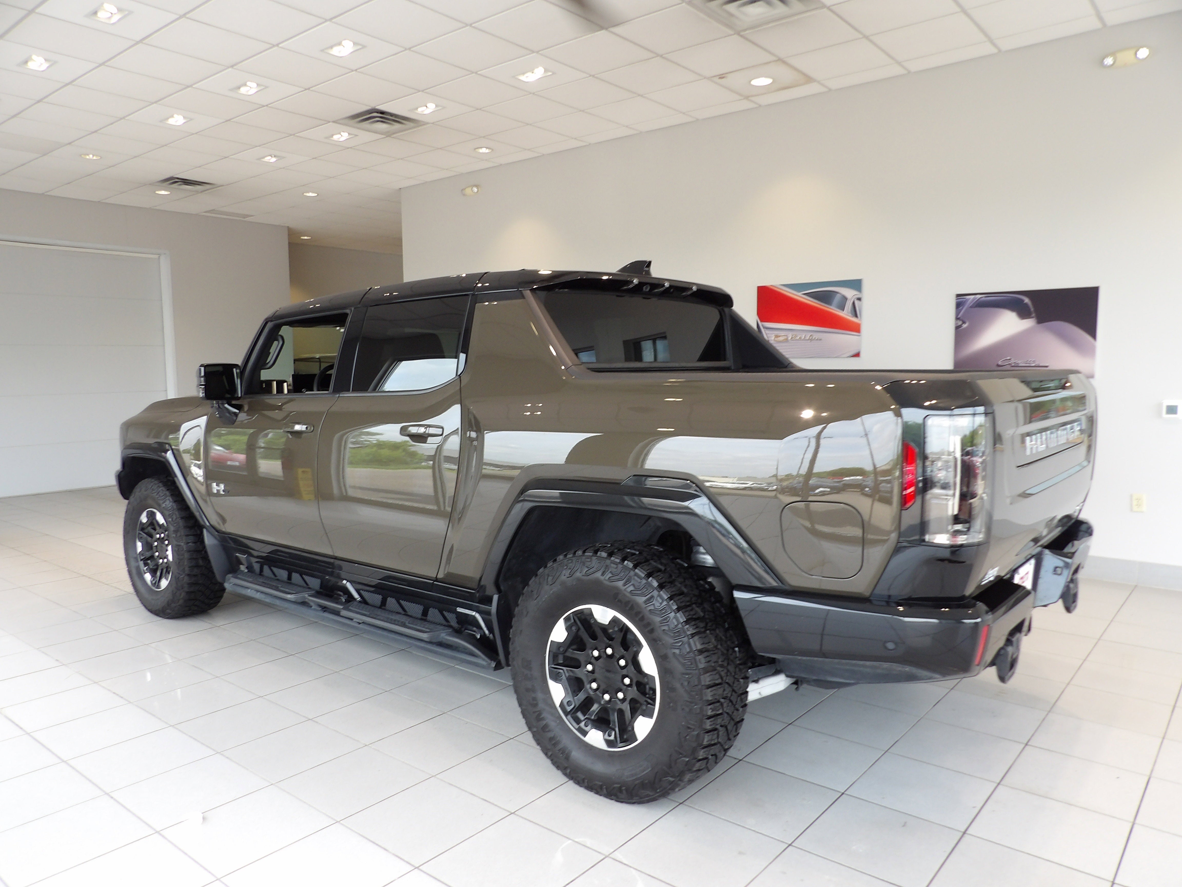 2024 GMC HUMMER EV Pickup 2X