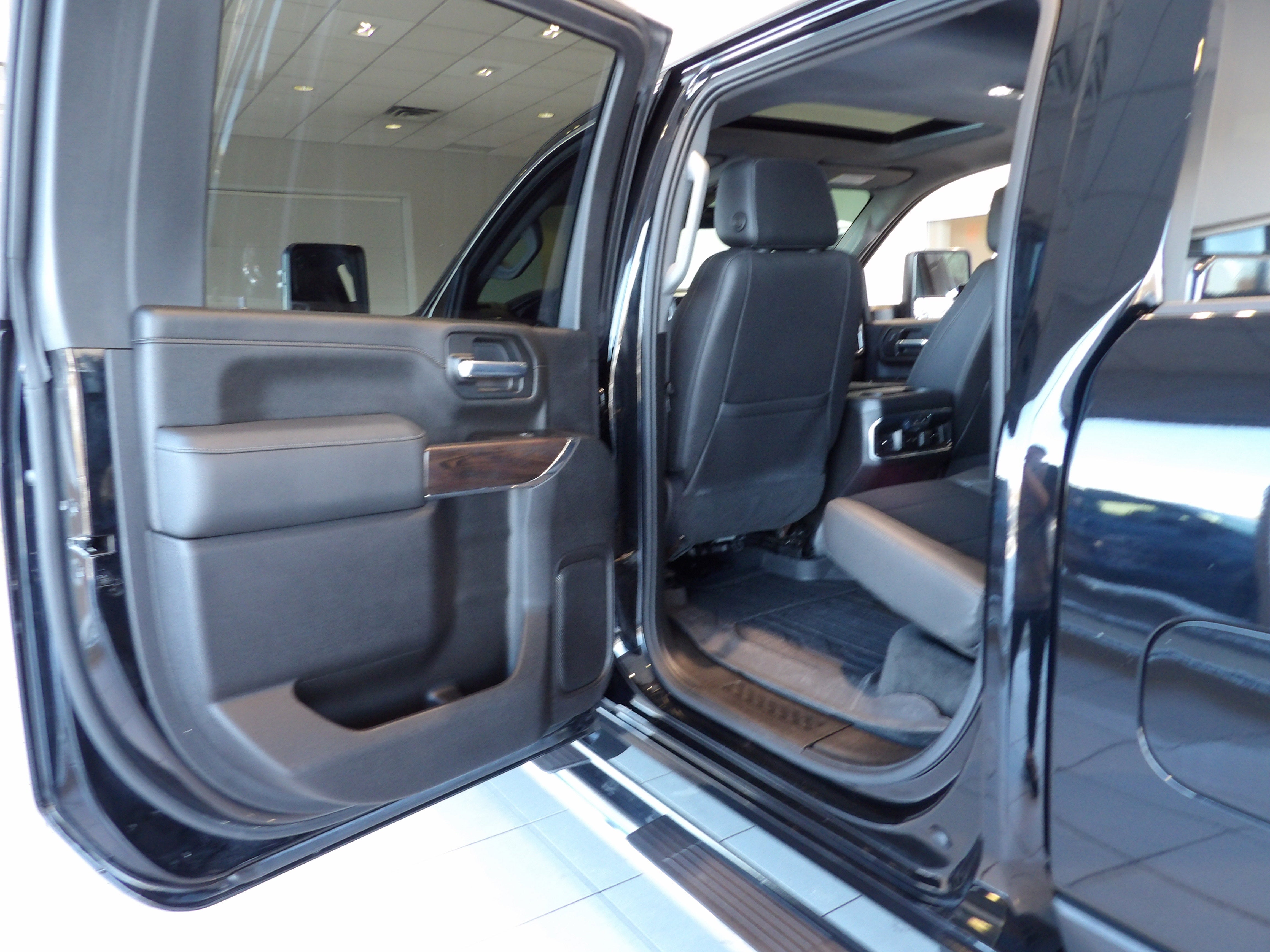 2023 GMC Sierra 2500 HD SLT