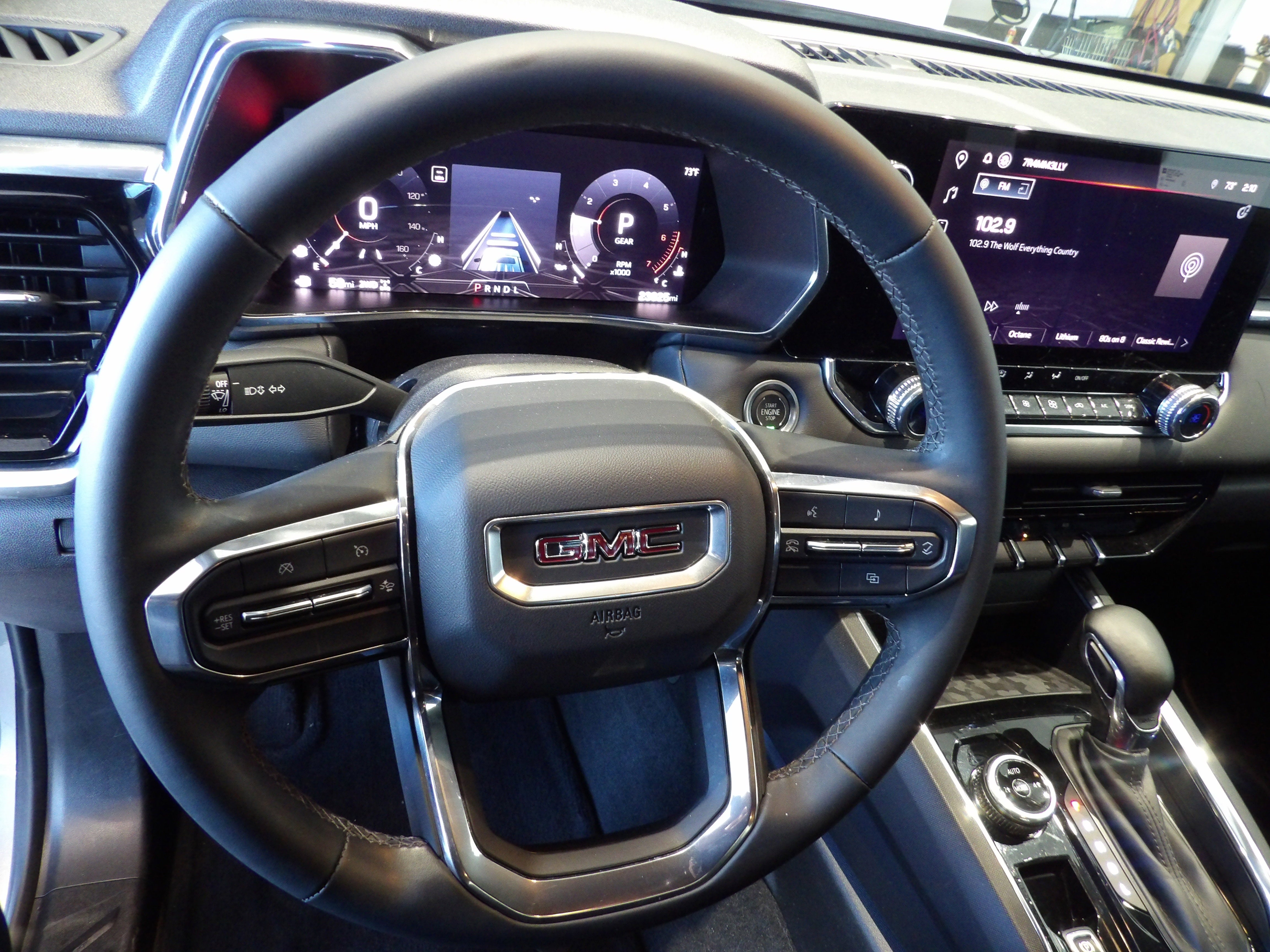 2024 GMC Canyon Elevation