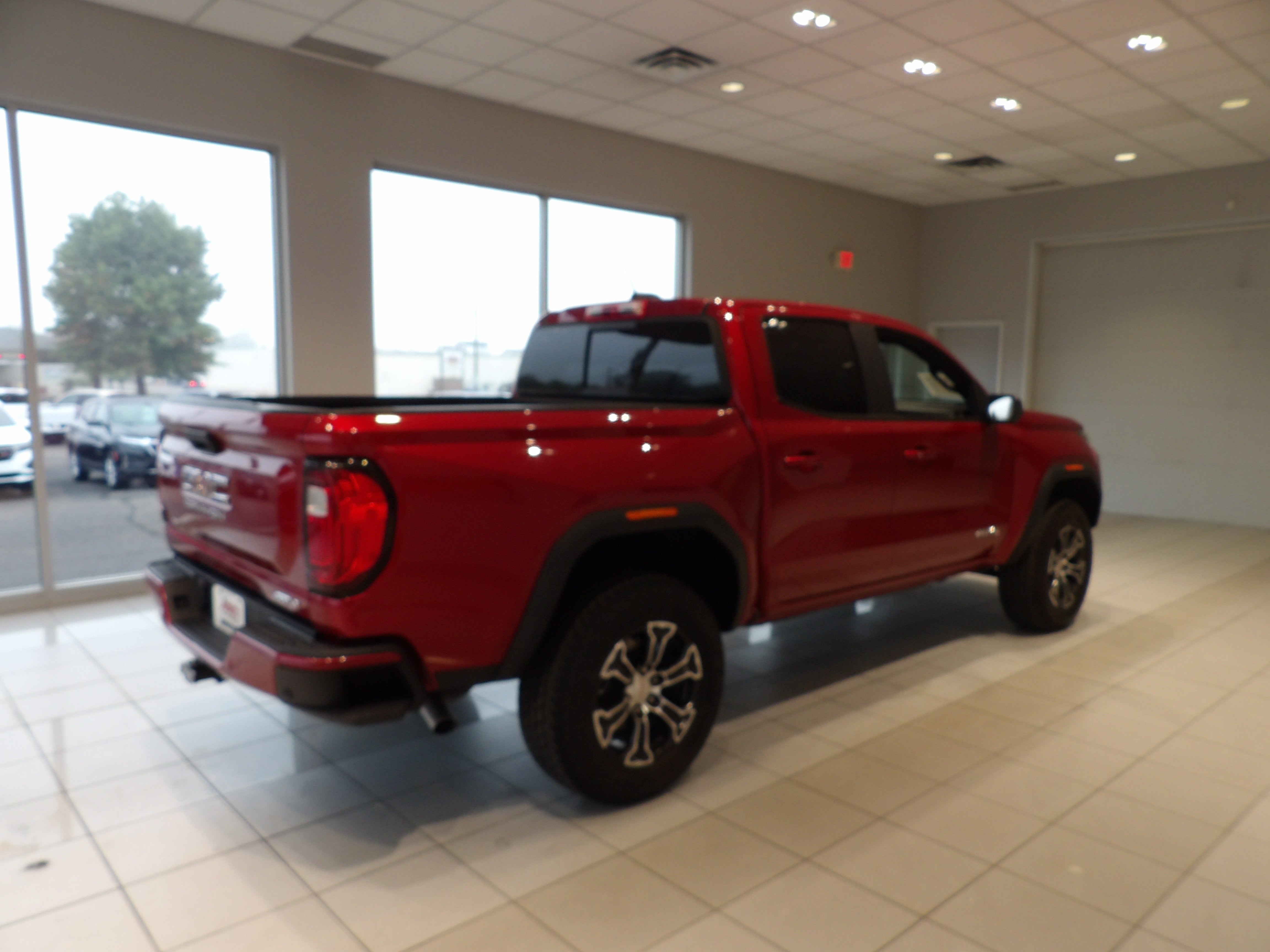 2024 GMC Canyon AT4