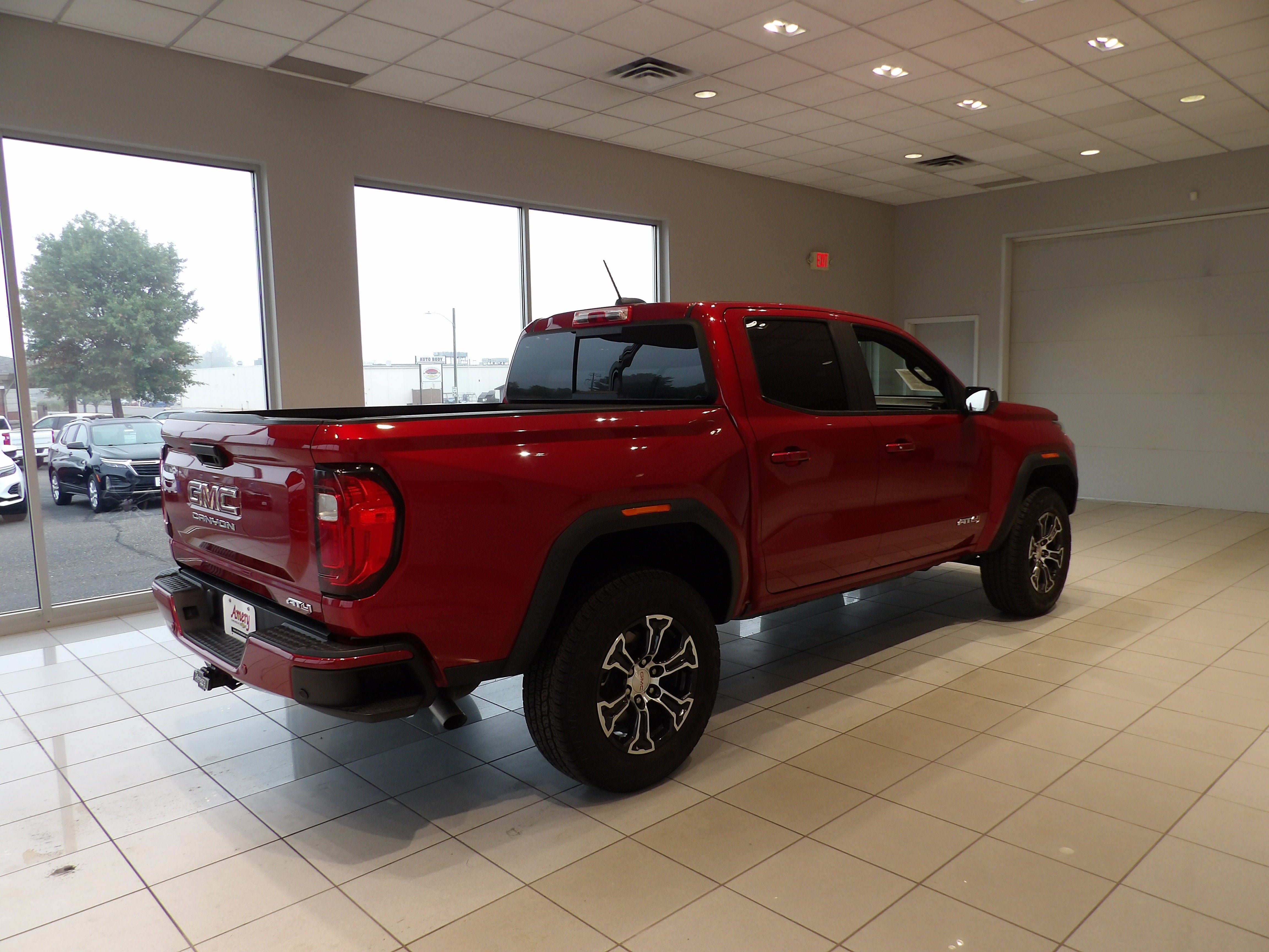 2024 GMC Canyon AT4