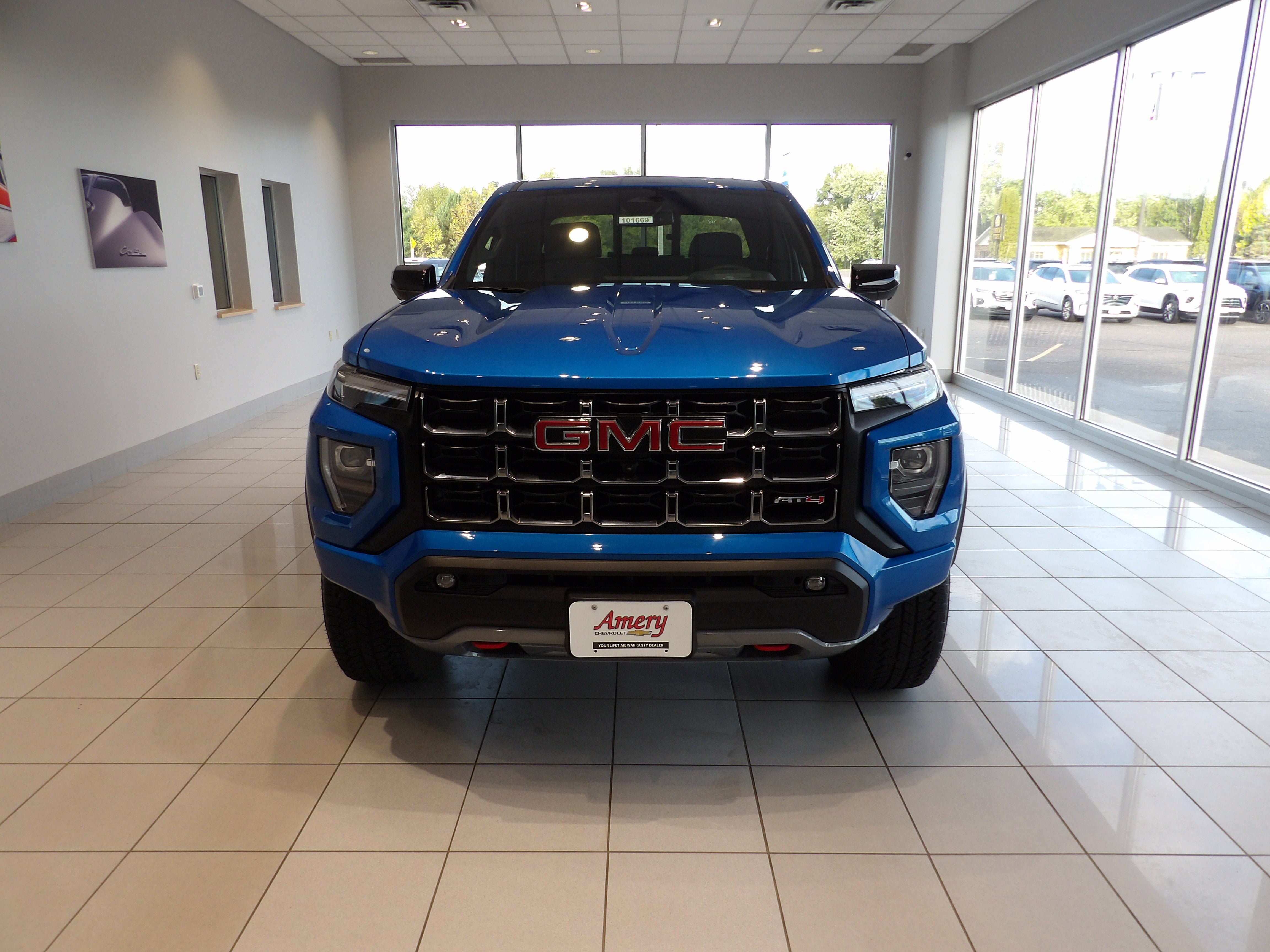 2024 GMC Canyon AT4