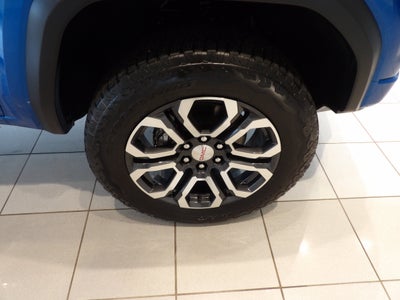 2024 GMC Canyon AT4