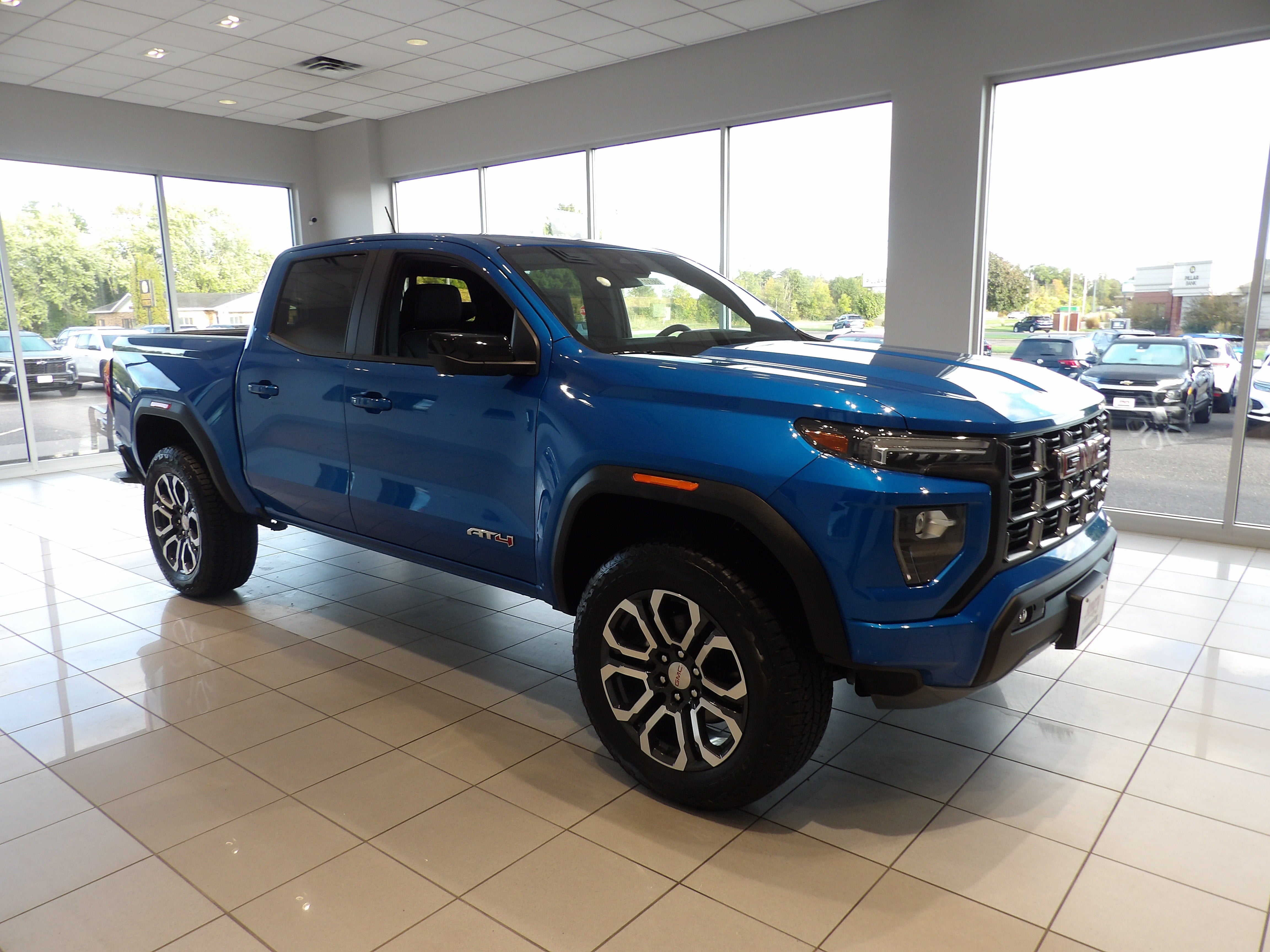 2024 GMC Canyon AT4