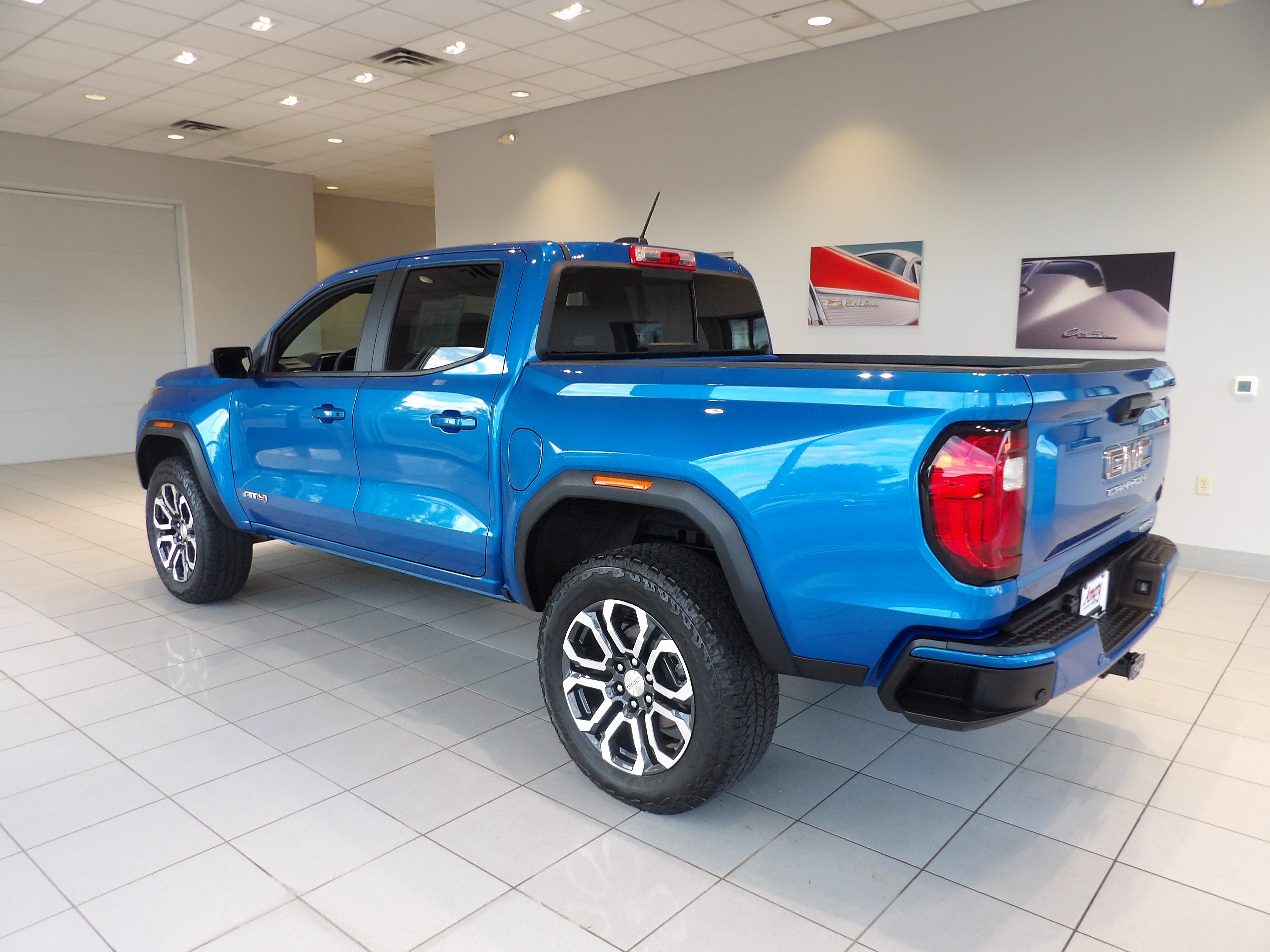 2024 GMC Canyon AT4
