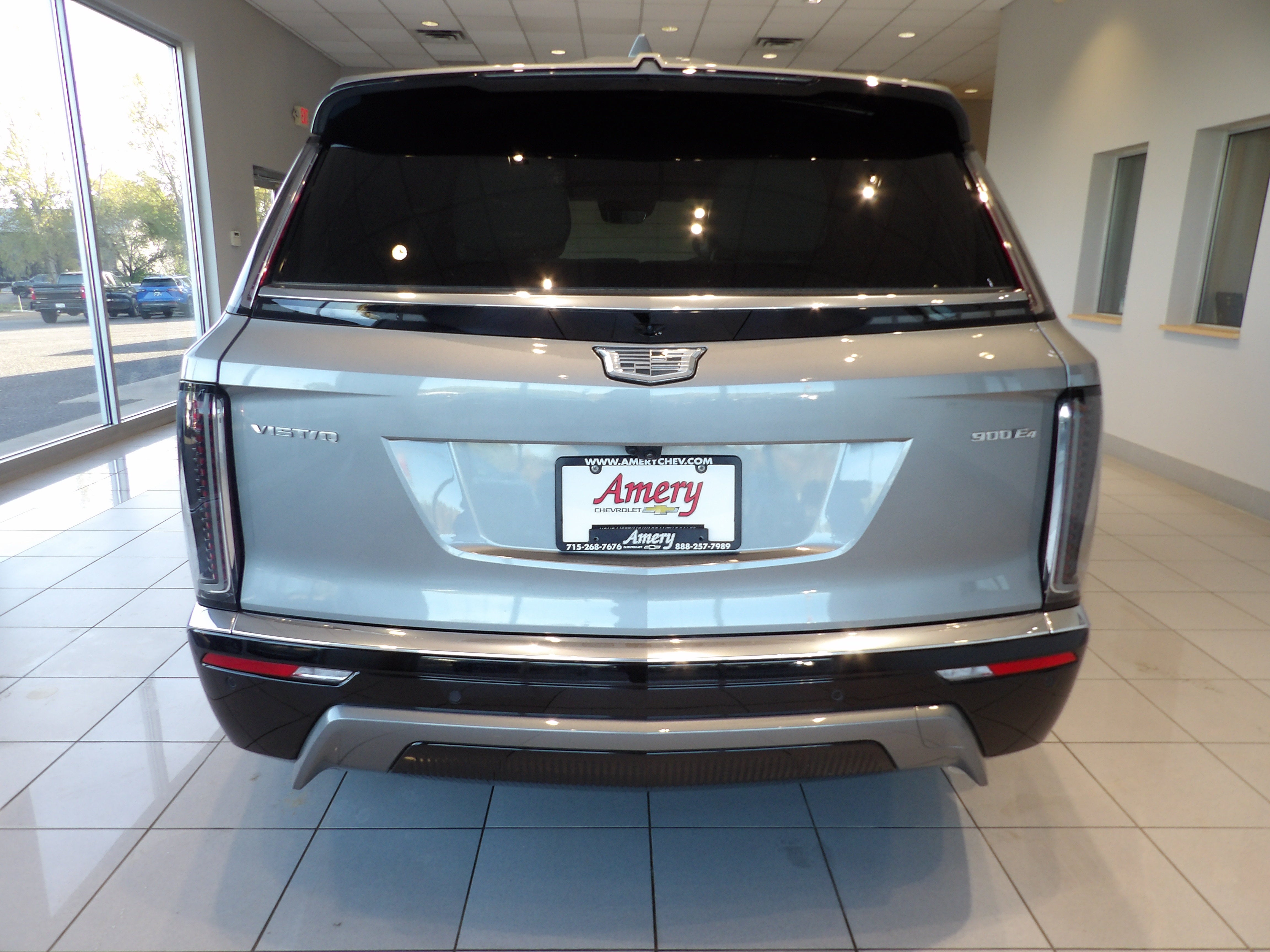 2026 Cadillac VISTIQ Luxury