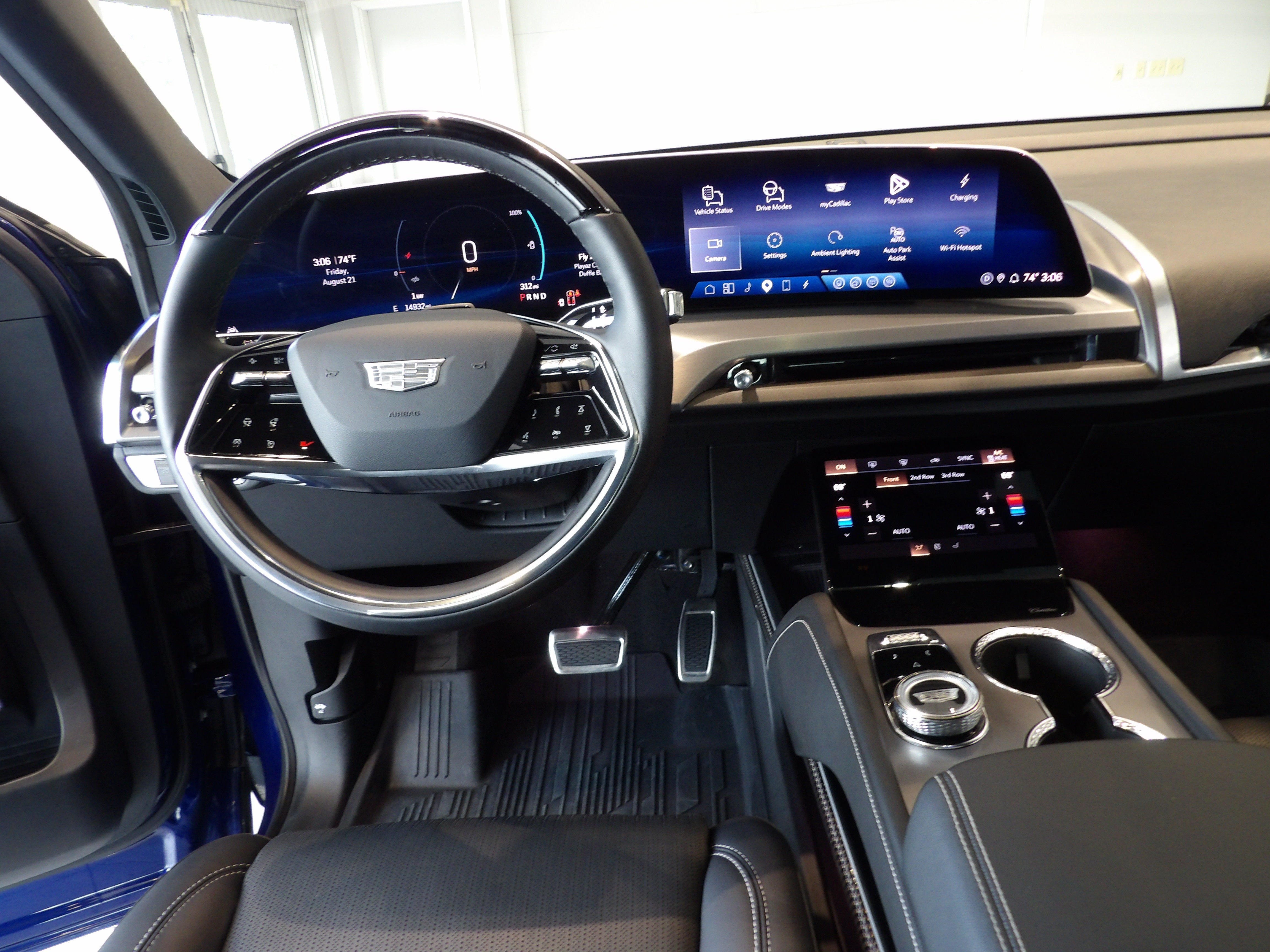 2026 Cadillac VISTIQ Sport