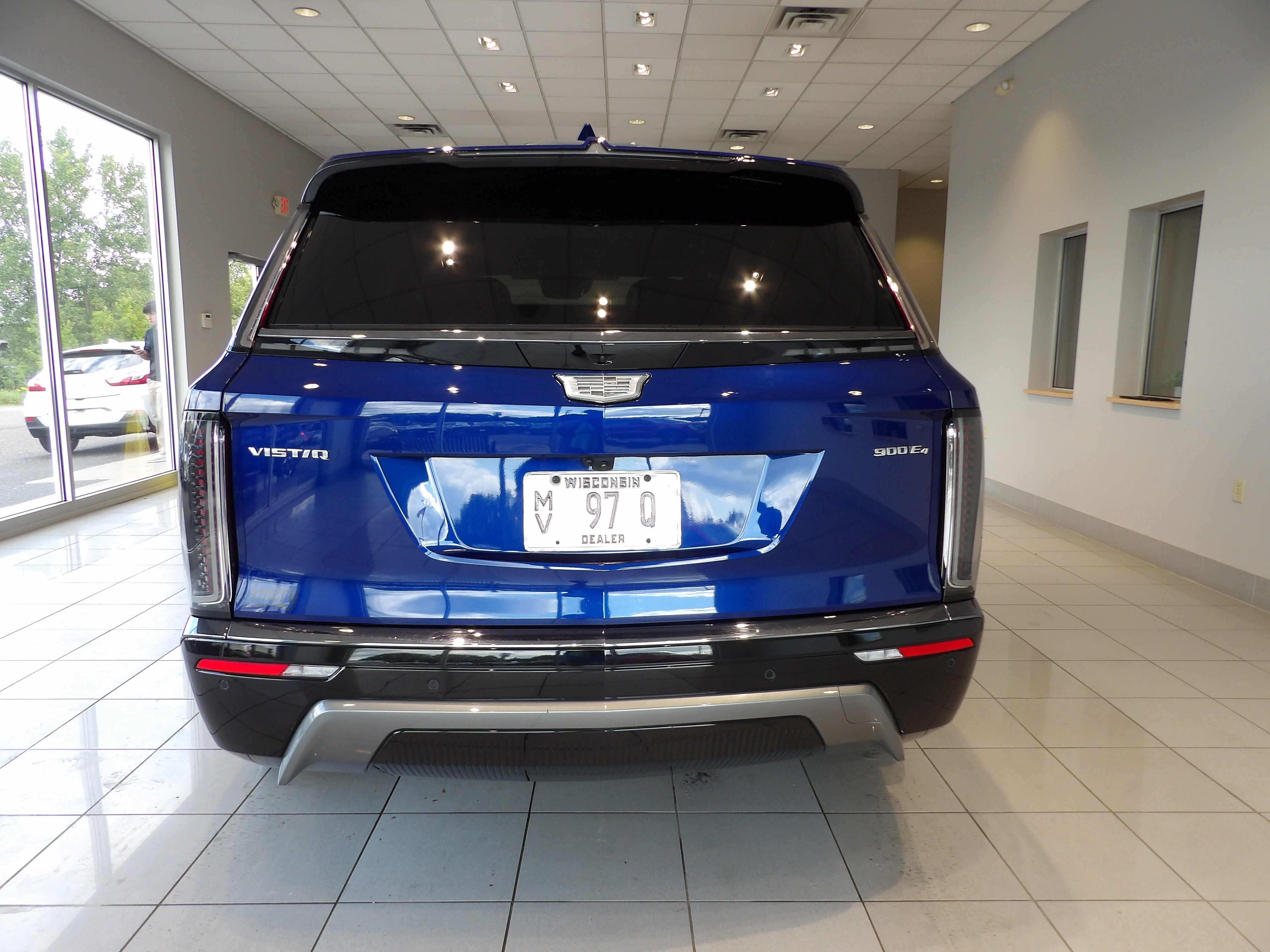 2026 Cadillac VISTIQ Sport