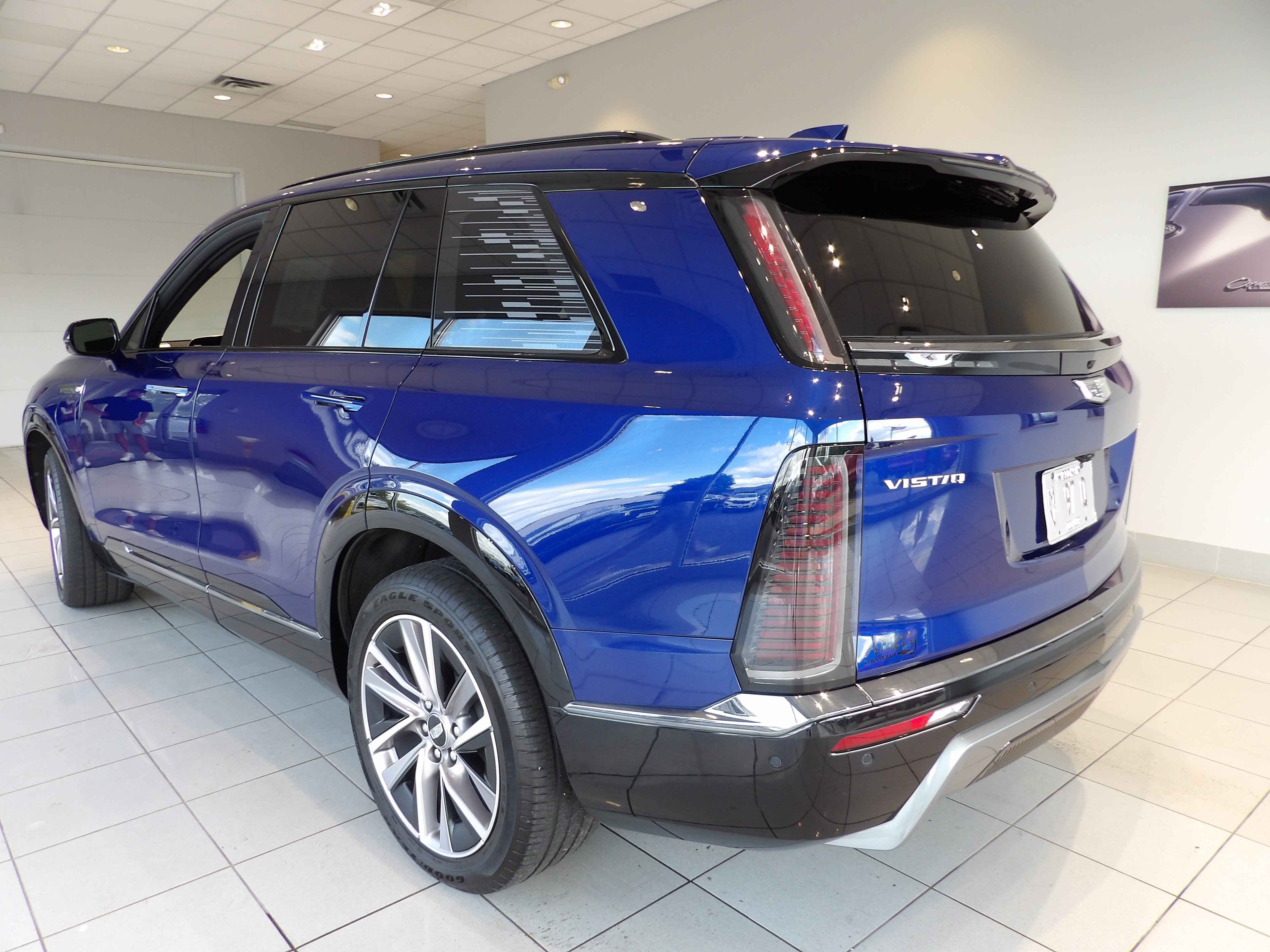 2026 Cadillac VISTIQ Sport