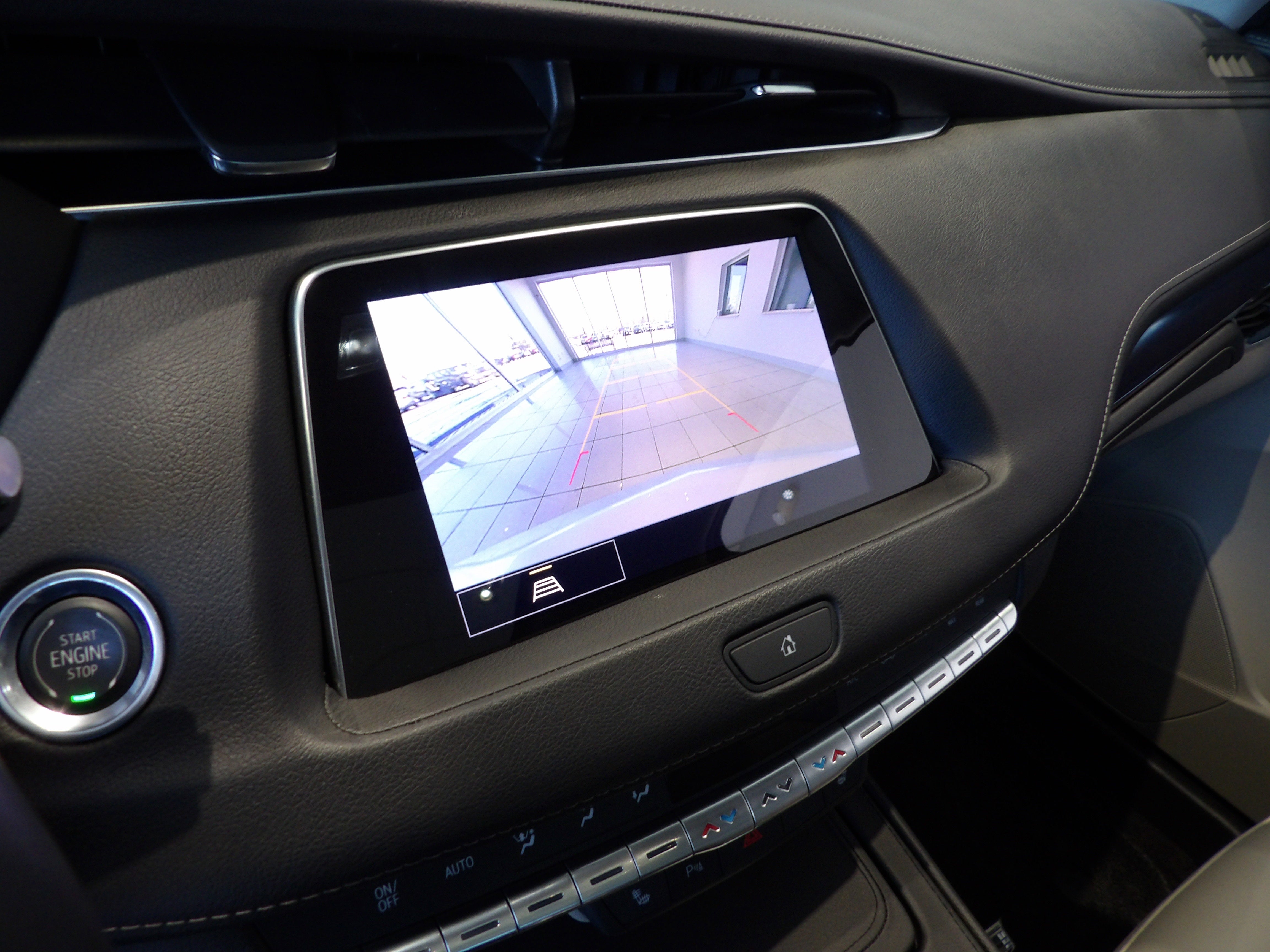 2022 Cadillac XT4 Luxury