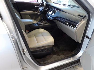 2022 Cadillac XT4 Luxury