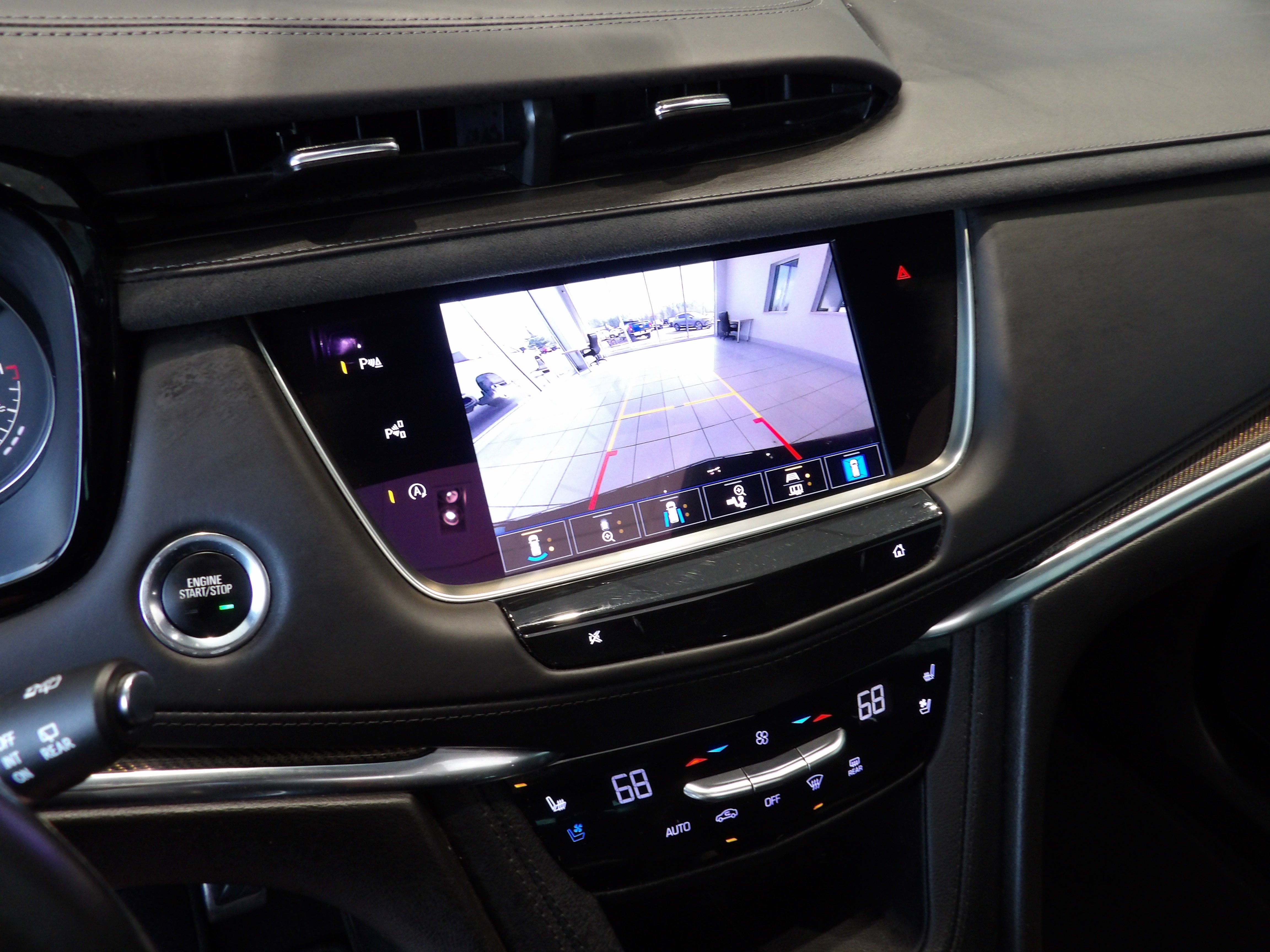 2022 Cadillac XT5 Sport