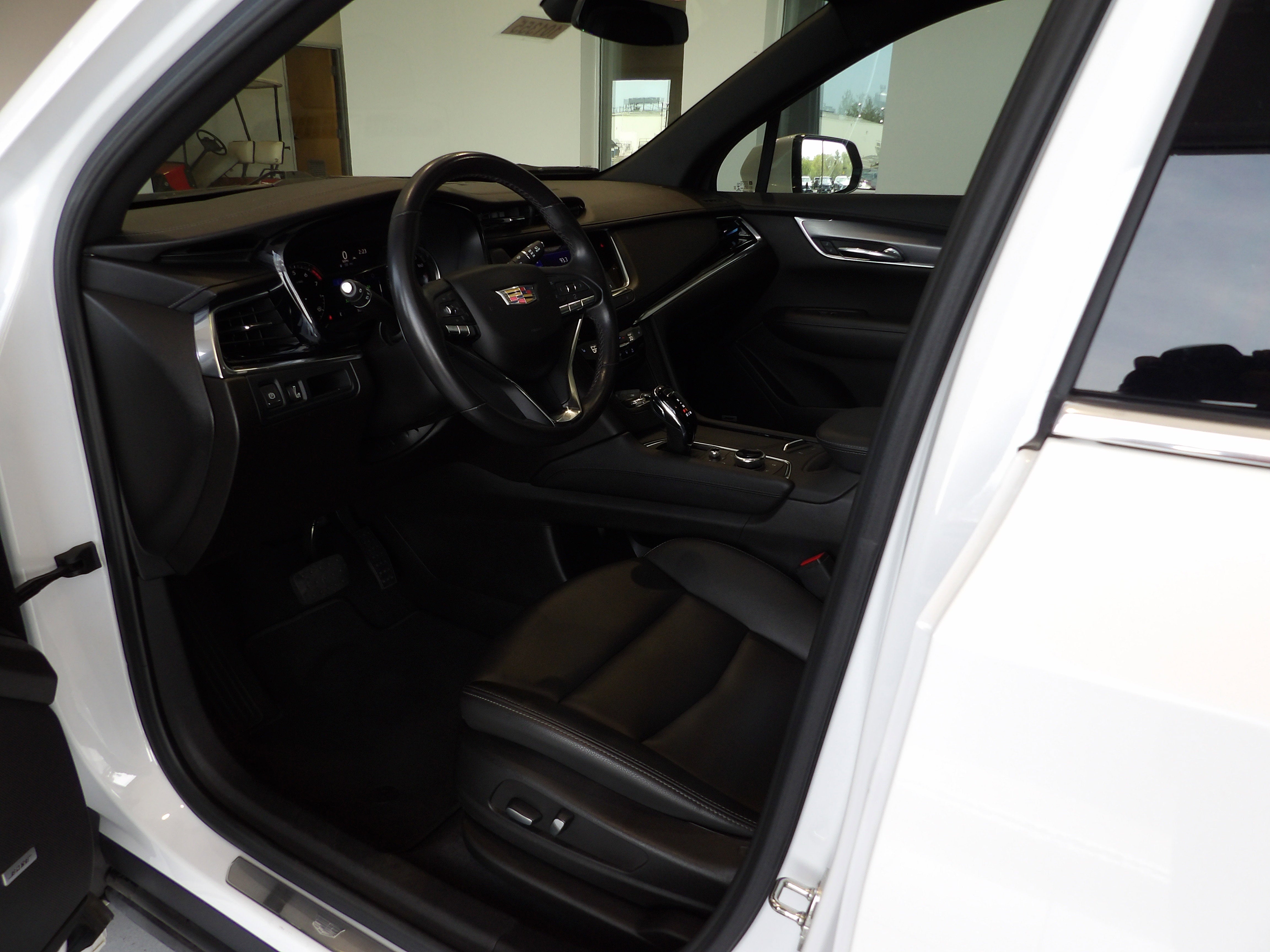 2023 Cadillac XT6 Luxury