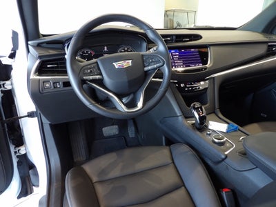 2025 Cadillac XT6 Luxury