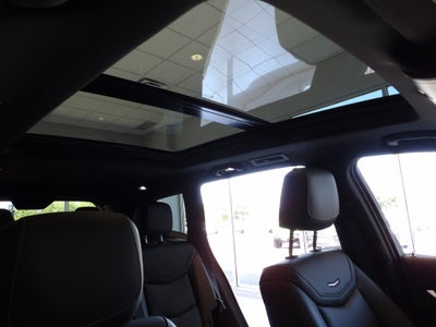 2025 Cadillac XT6 Luxury