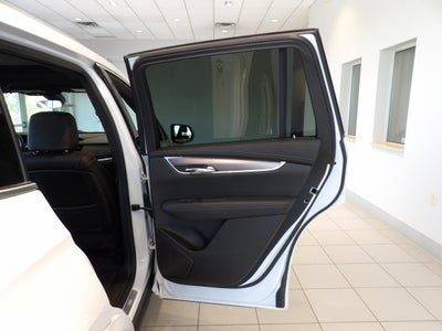 2025 Cadillac XT6 Luxury