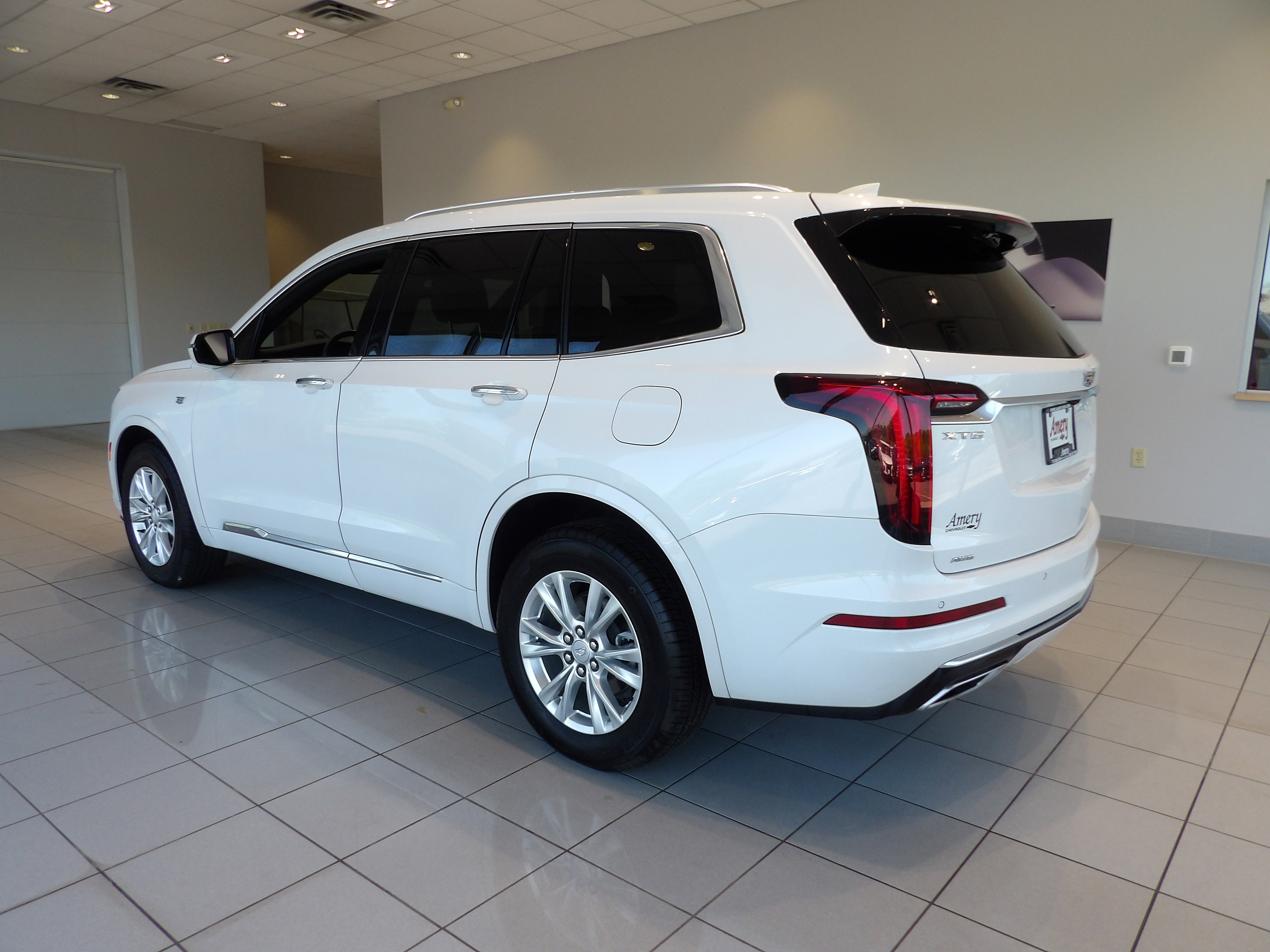 2025 Cadillac XT6 Luxury