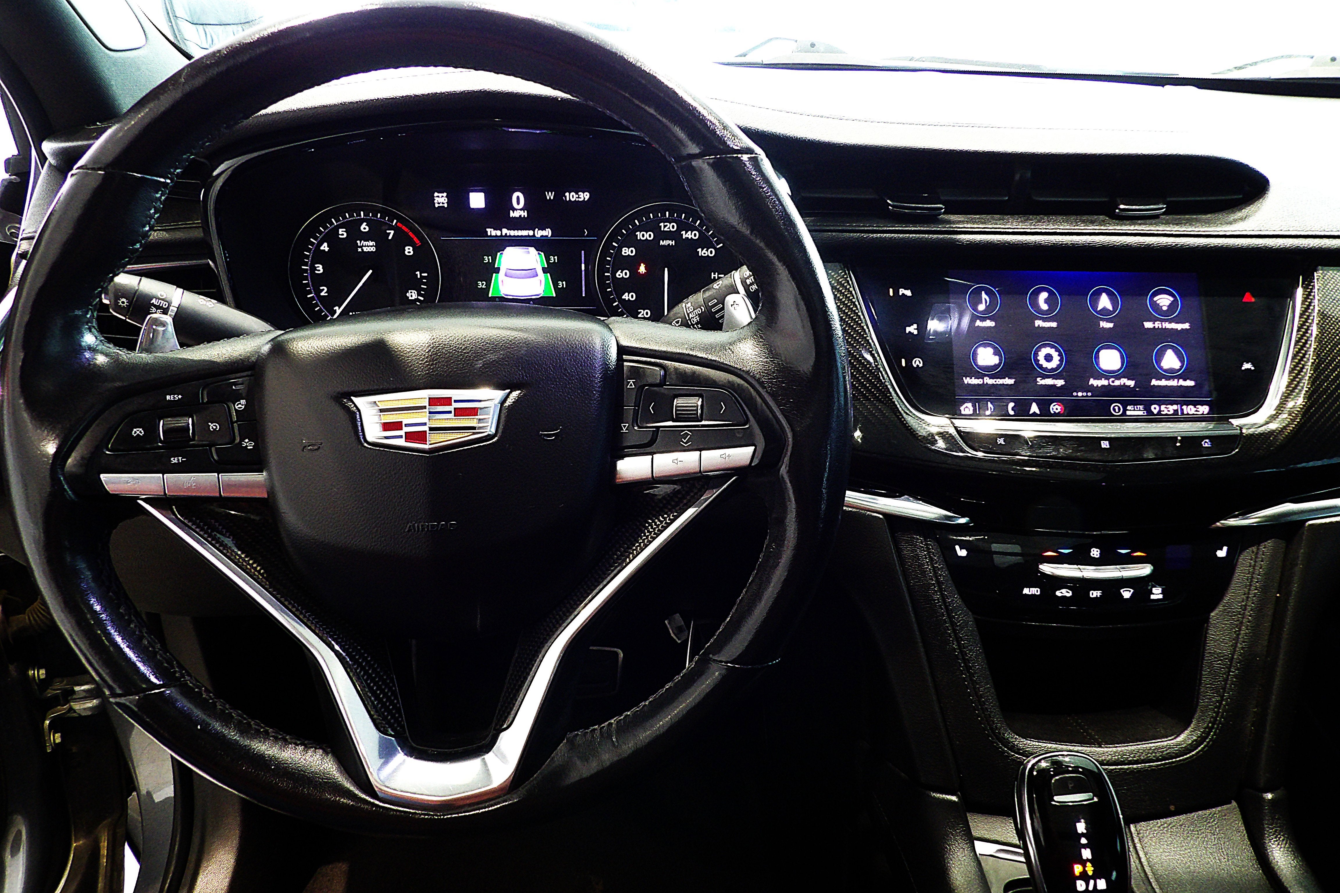 2020 Cadillac XT6 Sport