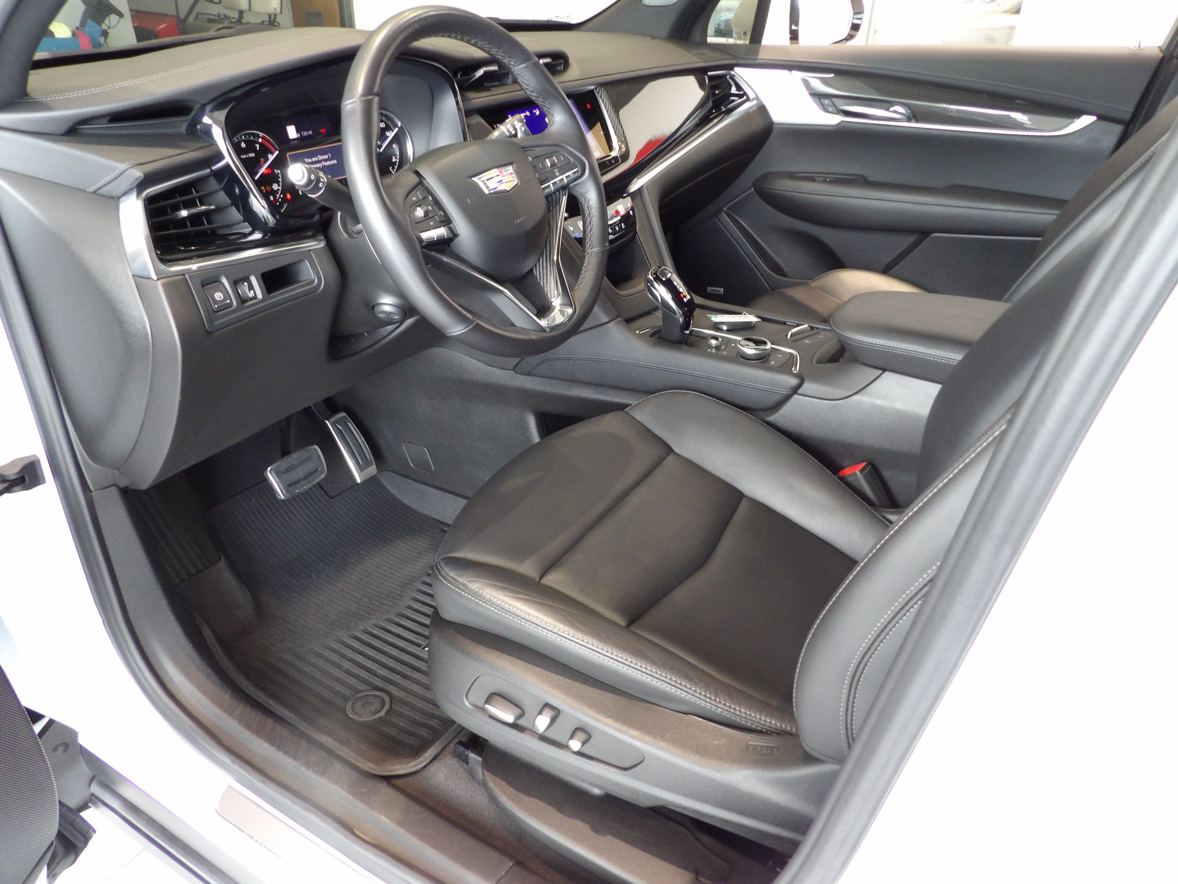 2024 Cadillac XT6 Sport