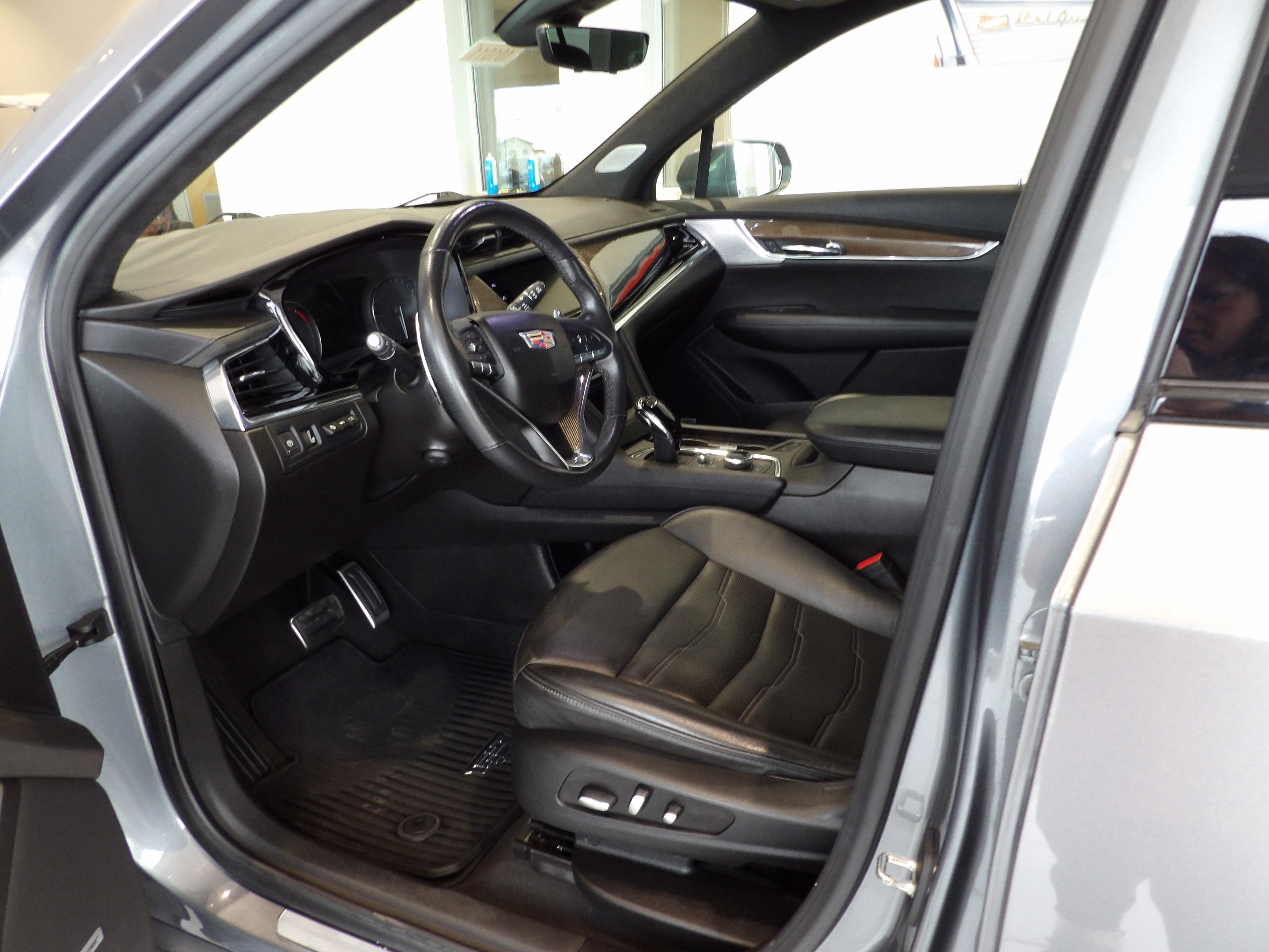 2020 Cadillac XT6 Sport