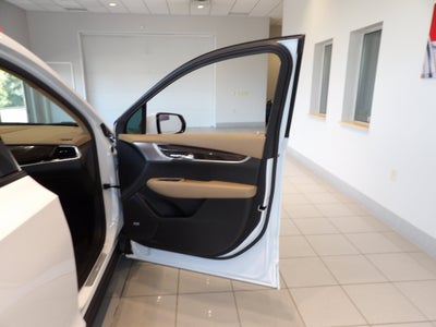 2025 Cadillac XT6 Sport
