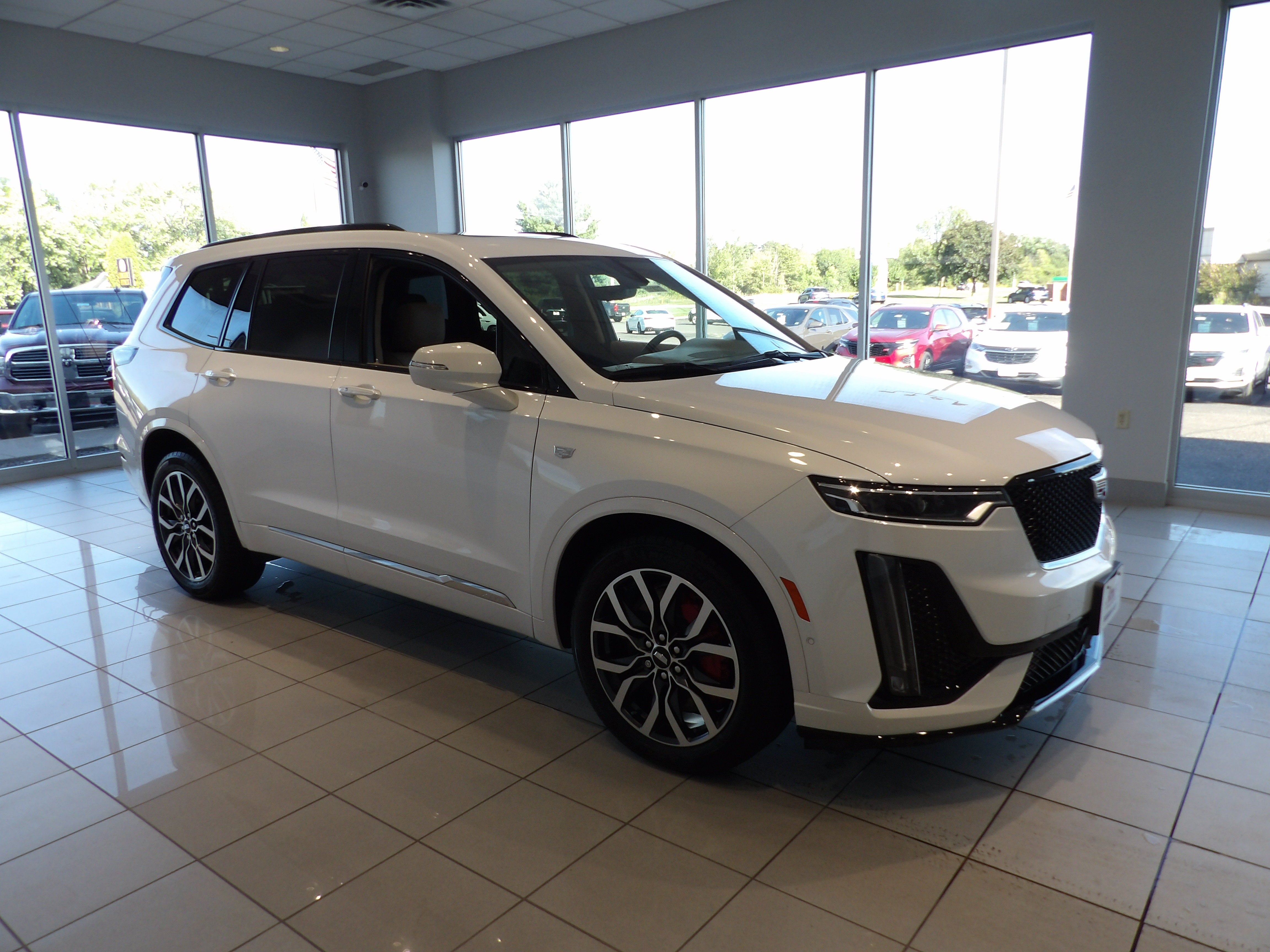 2025 Cadillac XT6 Sport