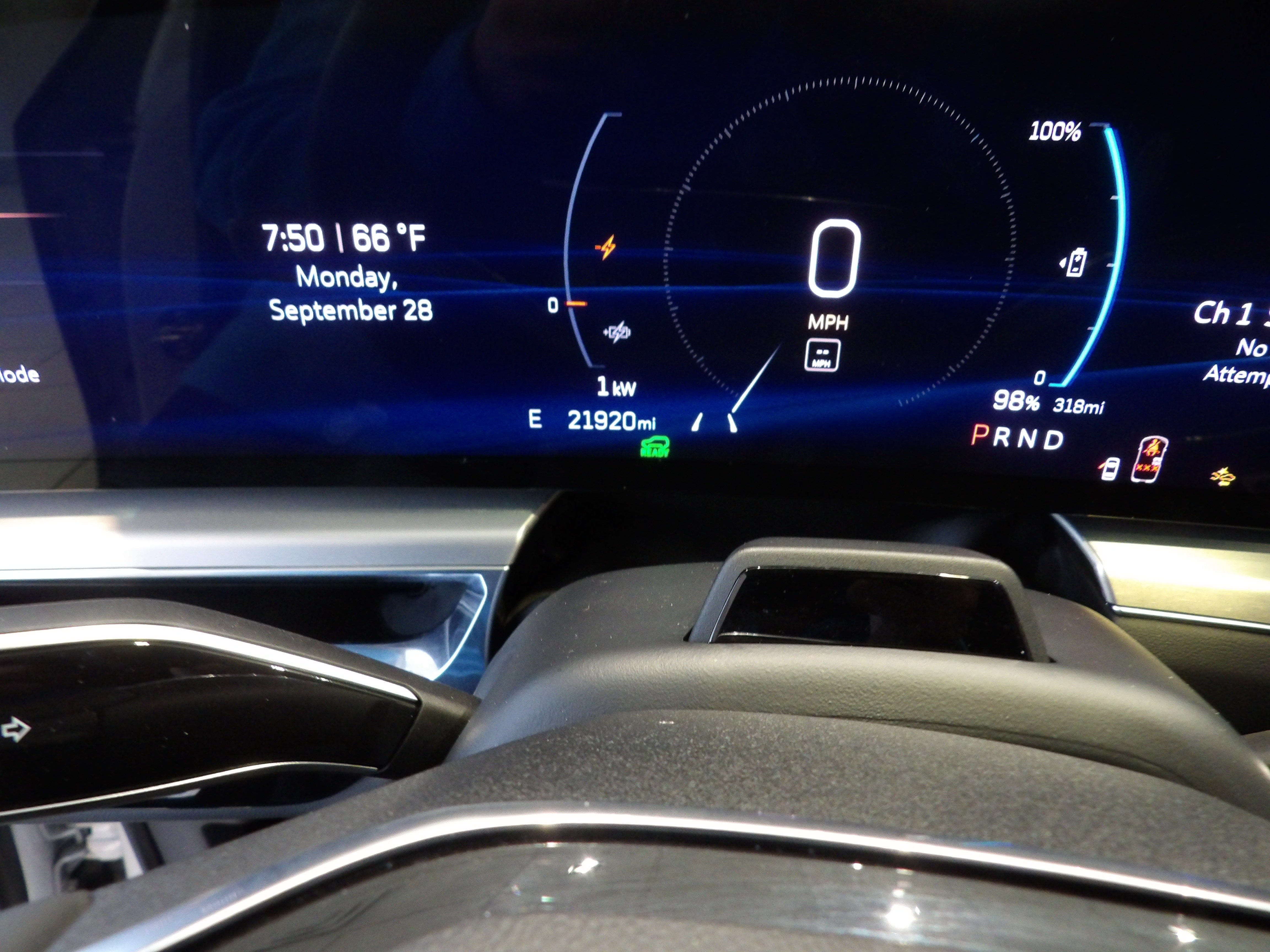 2024 Cadillac LYRIQ Luxury 2