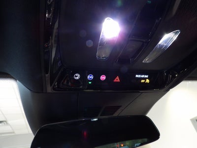 2024 Cadillac LYRIQ Luxury 2