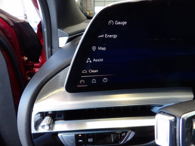 2024 Cadillac LYRIQ Luxury 2