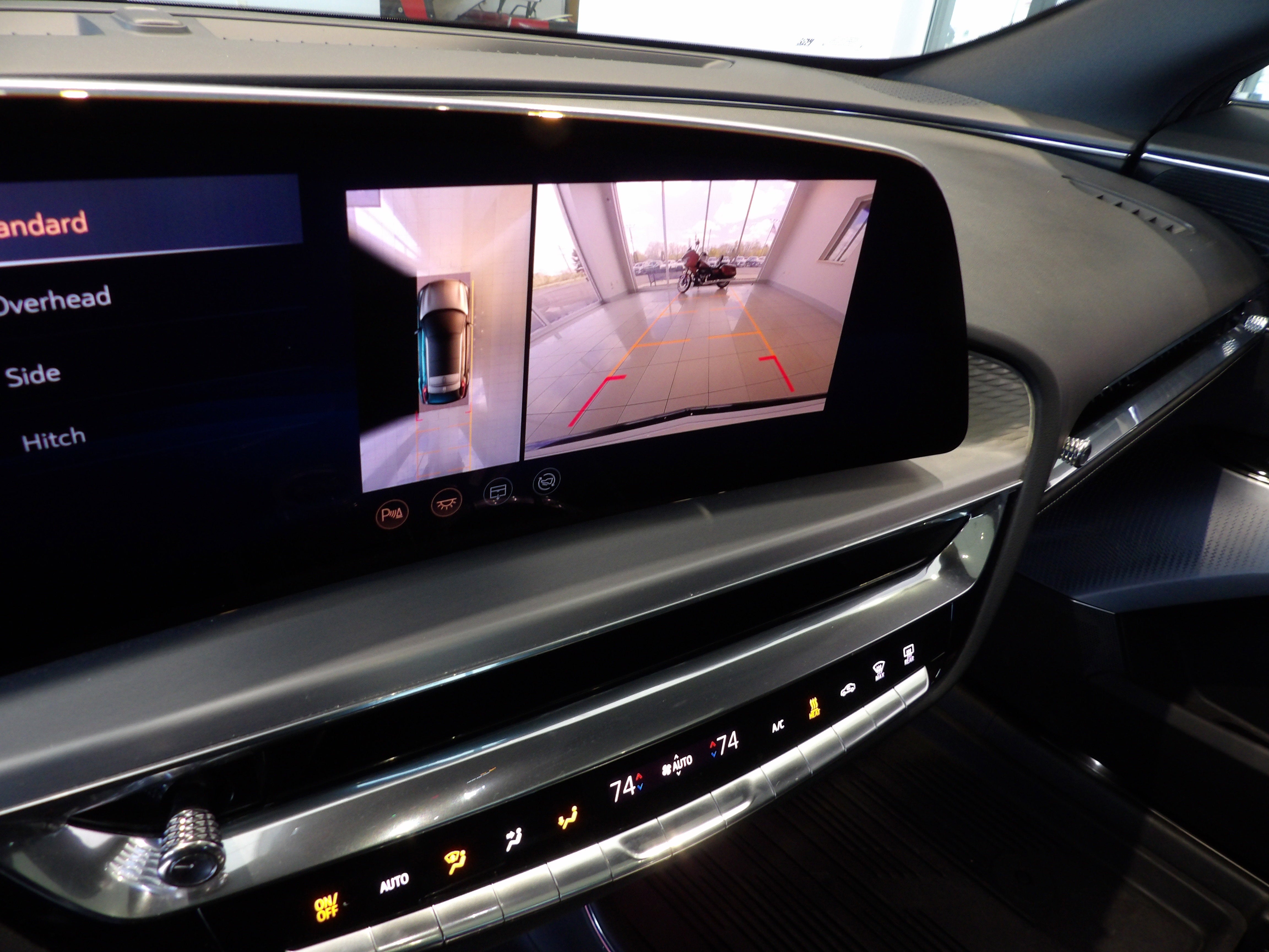 2024 Cadillac LYRIQ Sport 2