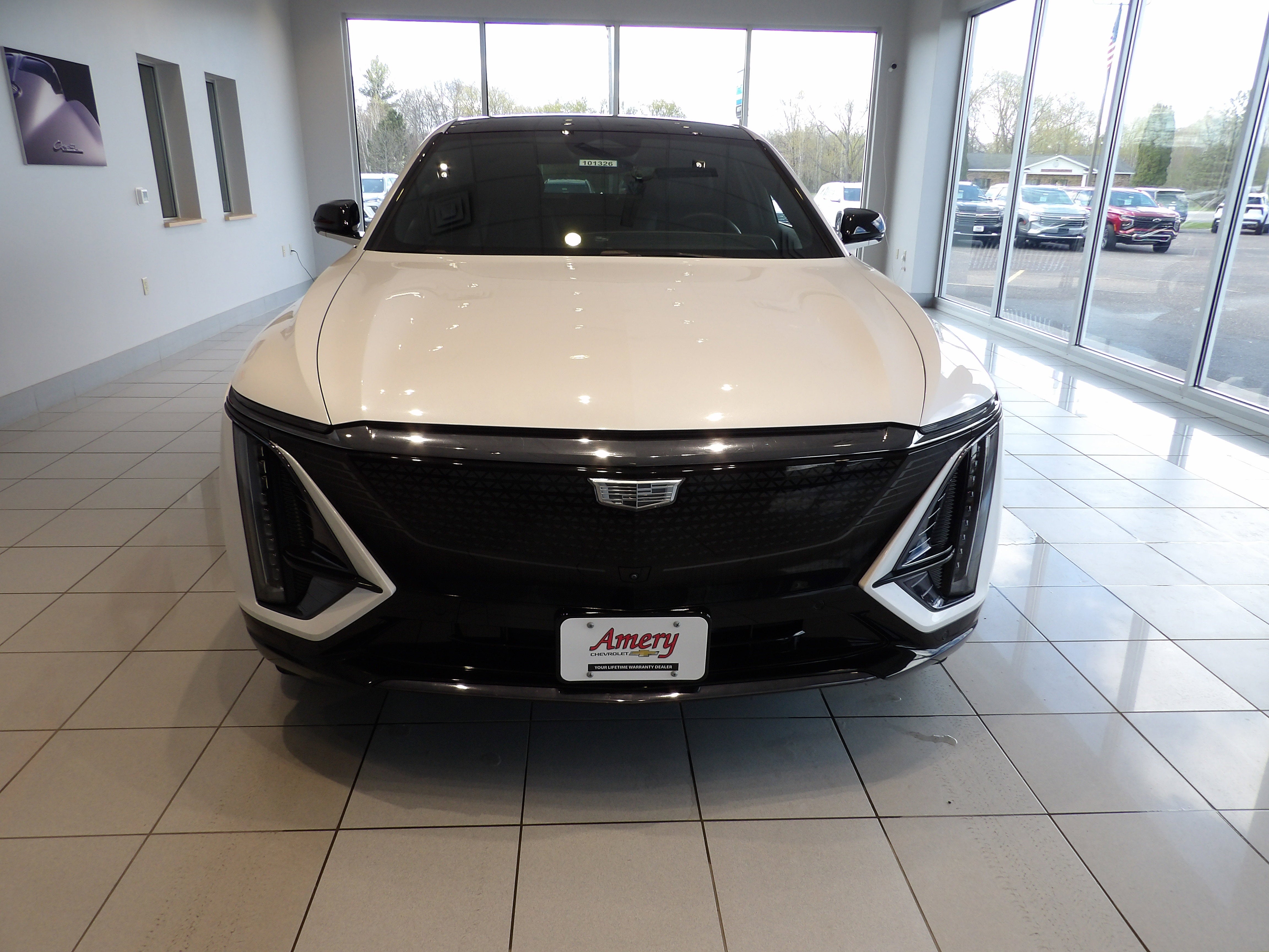 2024 Cadillac LYRIQ Sport 2