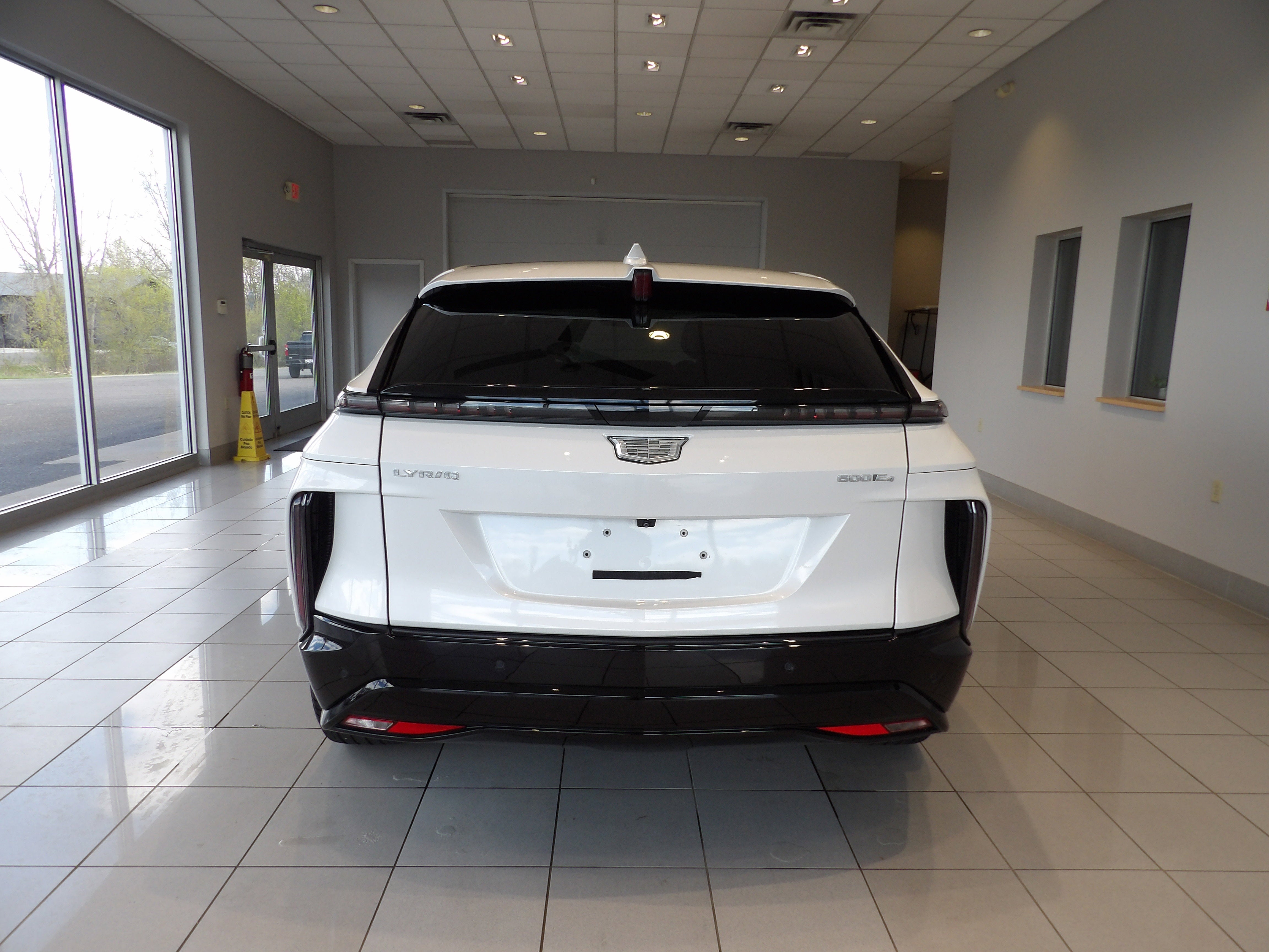 2024 Cadillac LYRIQ Sport 2