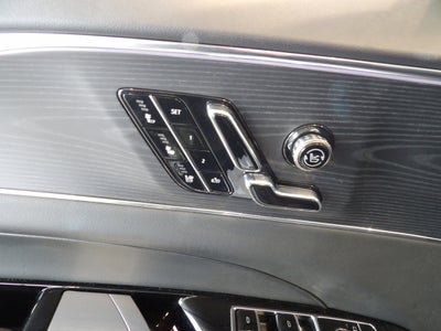 2024 Cadillac LYRIQ Sport 2