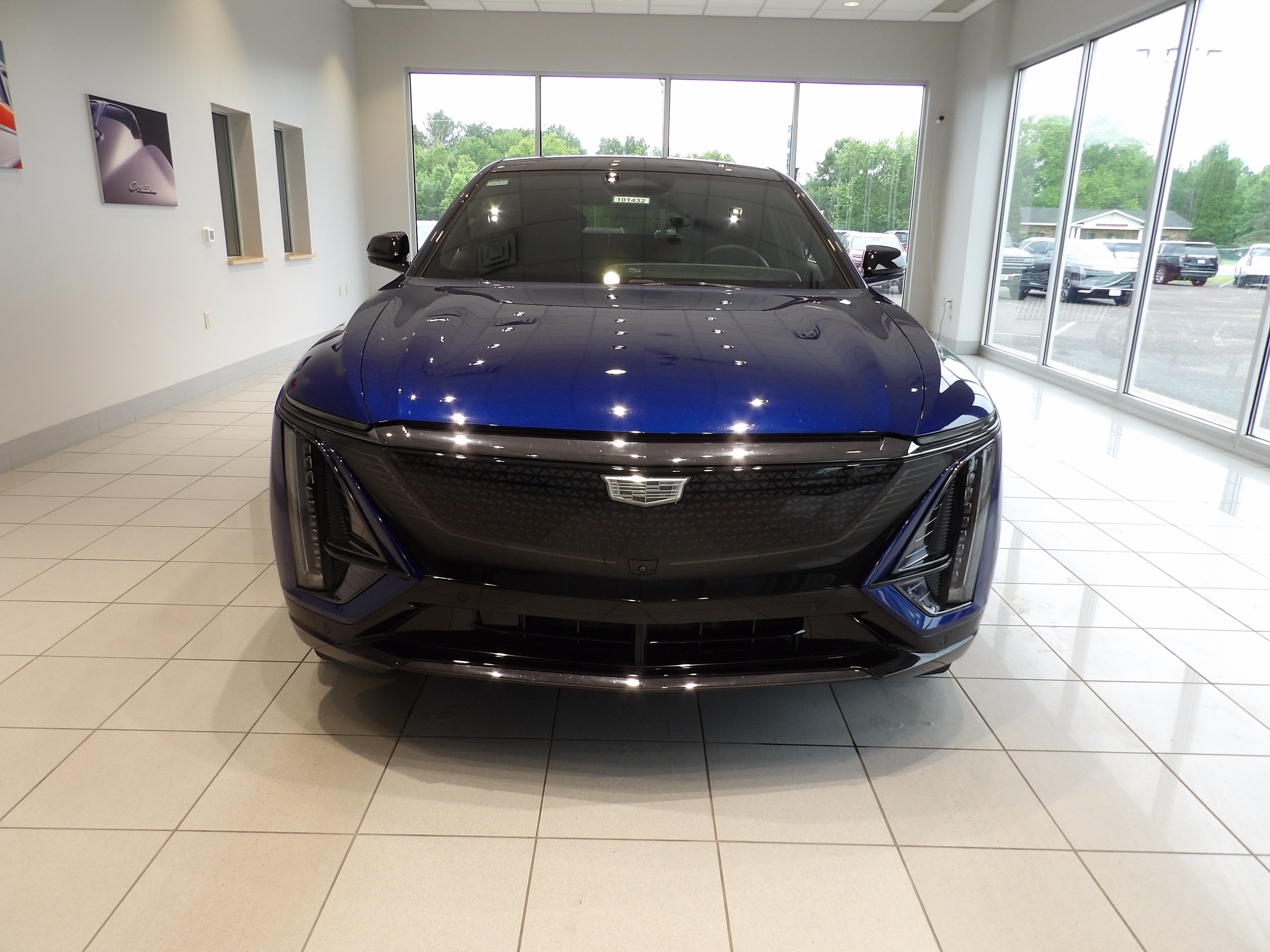 Used 2024 Cadillac LYRIQ Sport 2 with VIN 1GYKPVRL4RZ137203 for sale in Amery, WI
