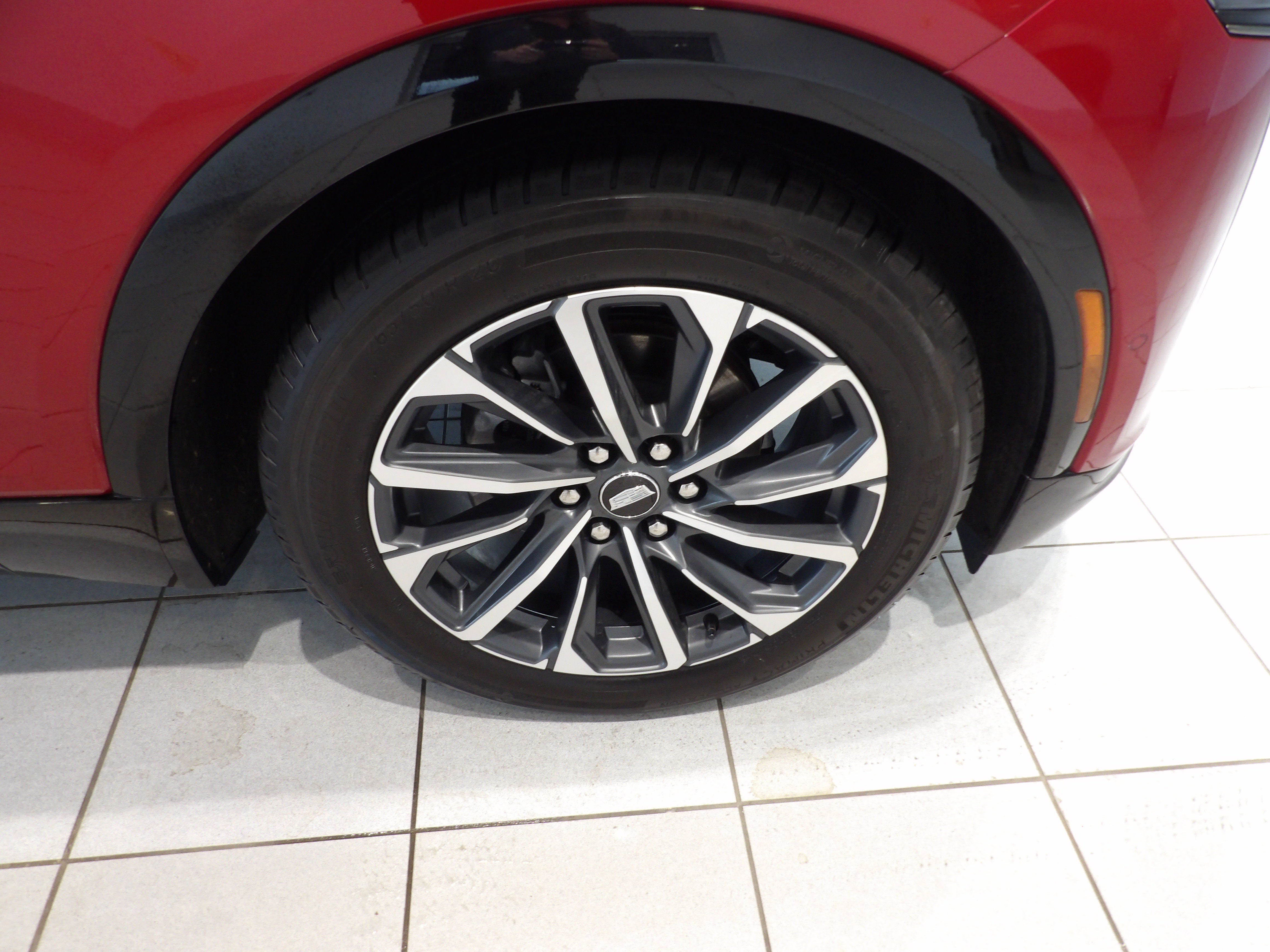 2024 Cadillac LYRIQ Sport 2