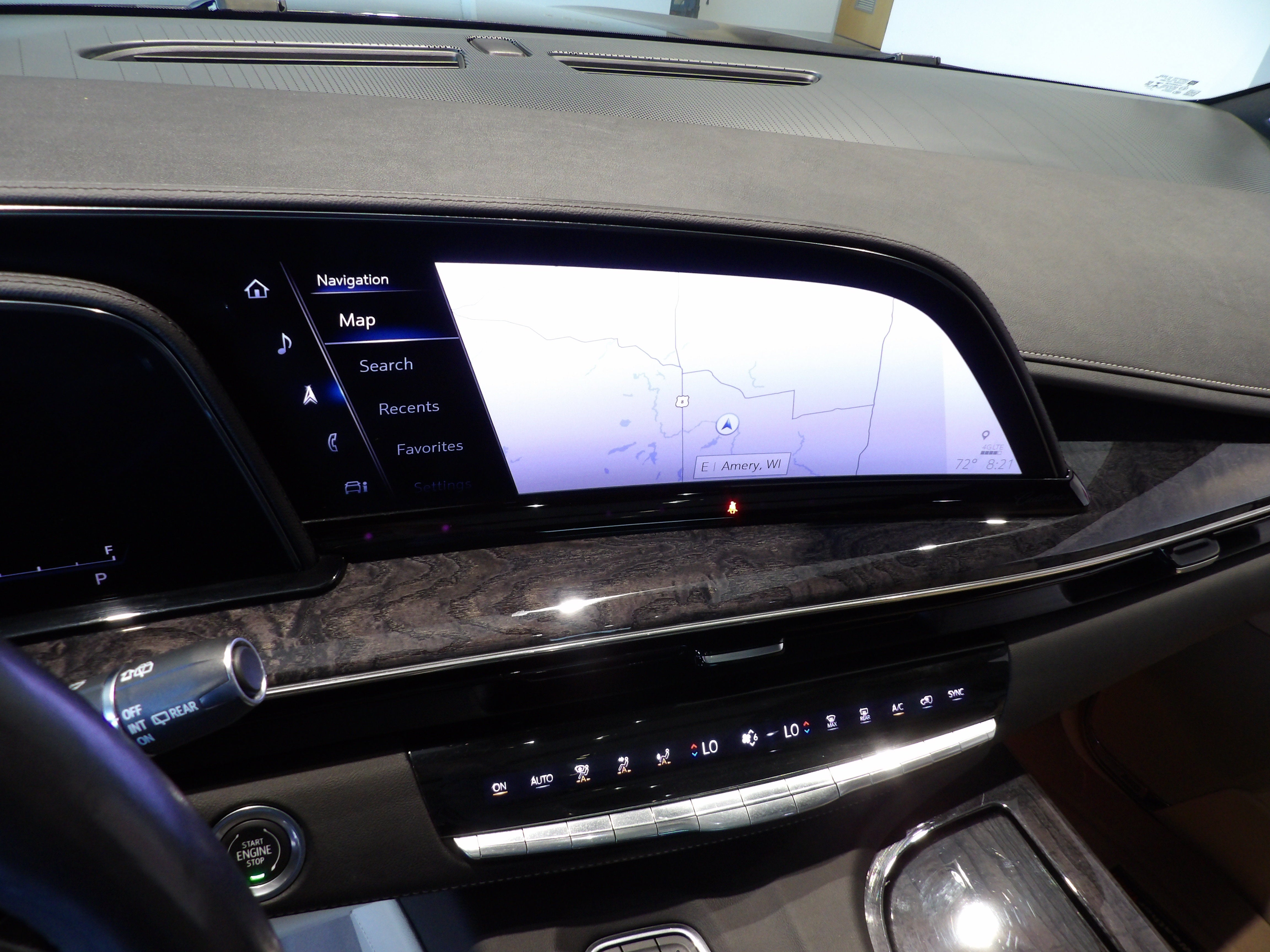 2022 Cadillac Escalade Premium Luxury