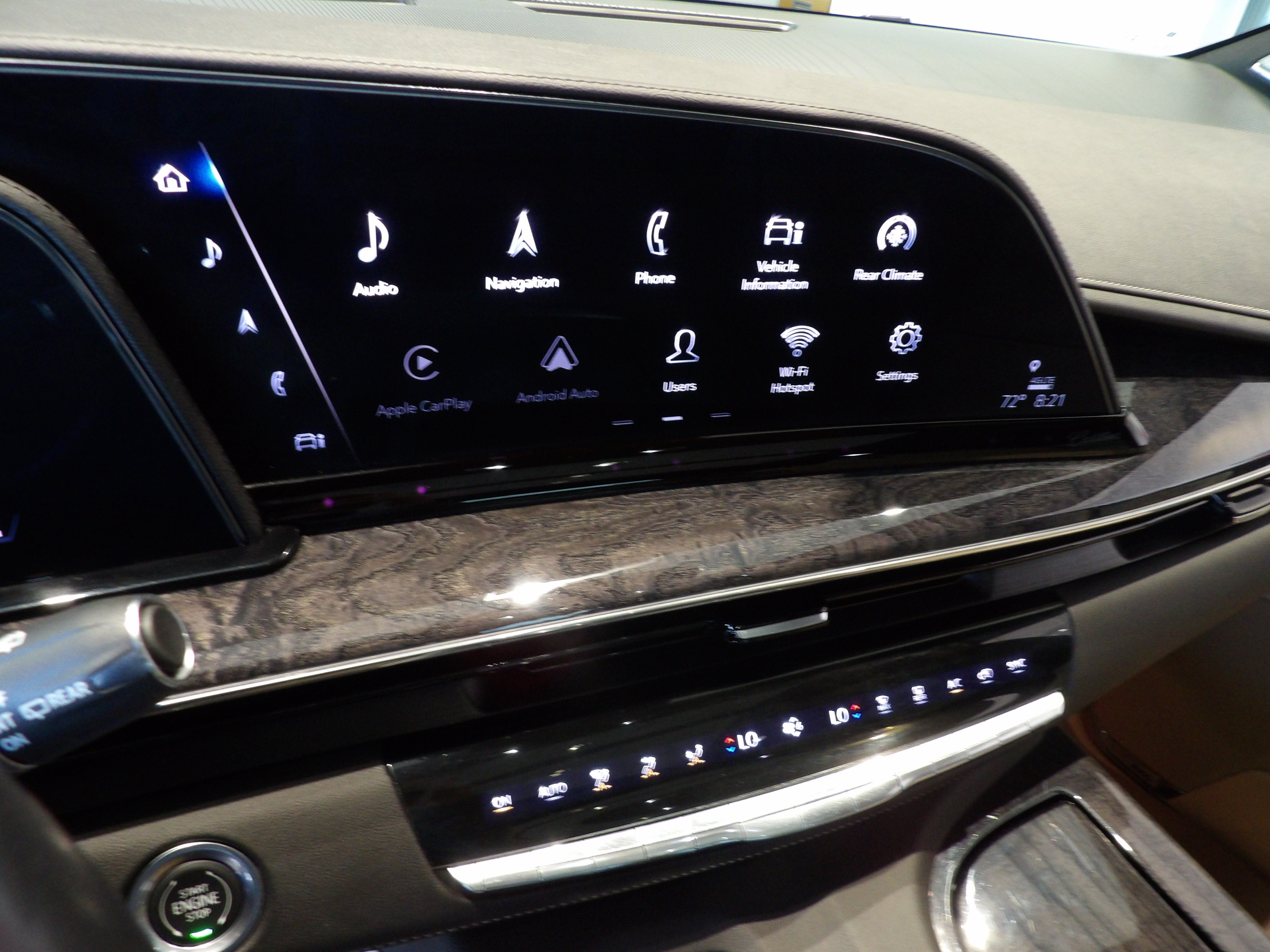 2022 Cadillac Escalade Premium Luxury