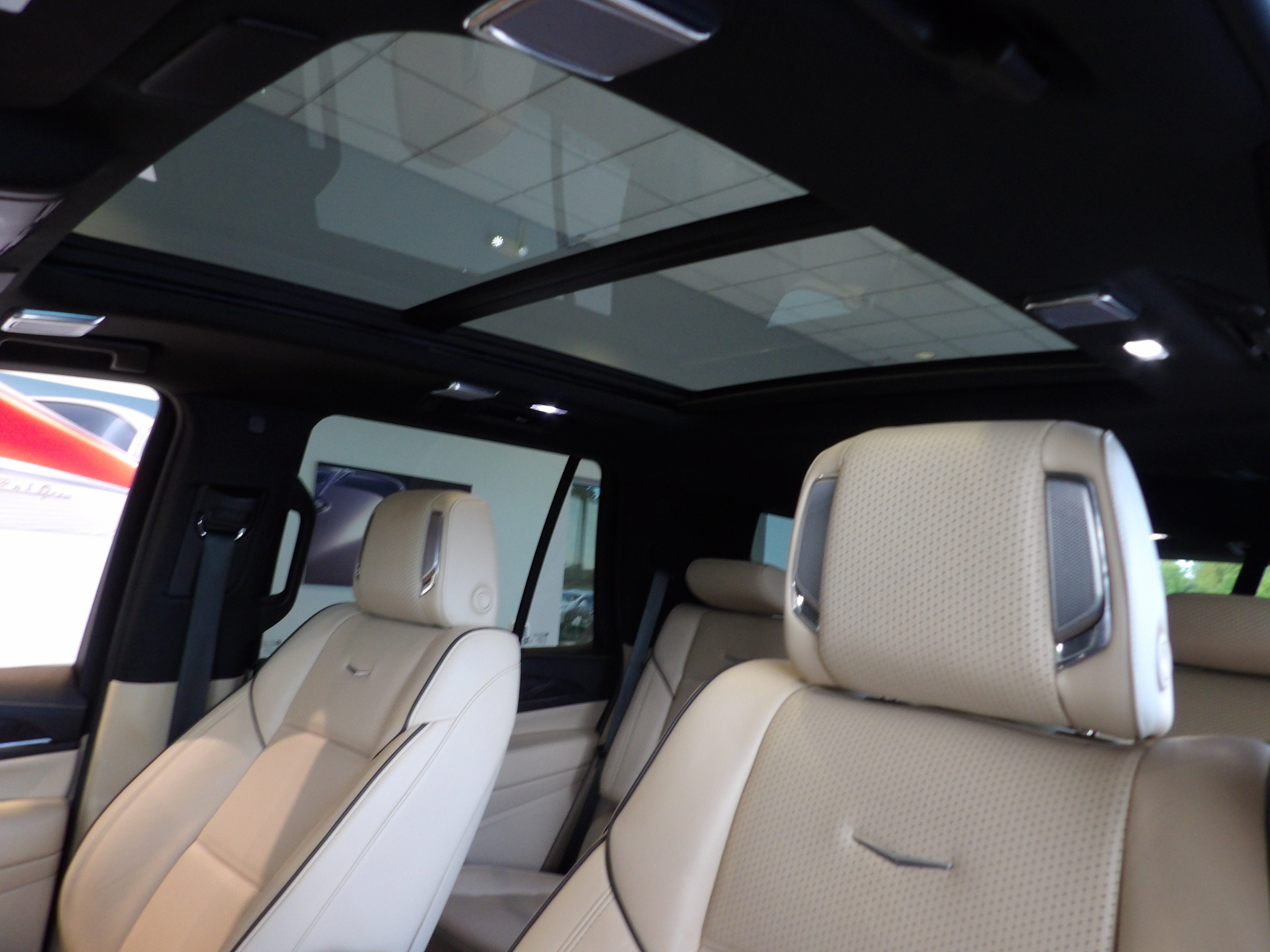 2022 Cadillac Escalade Premium Luxury