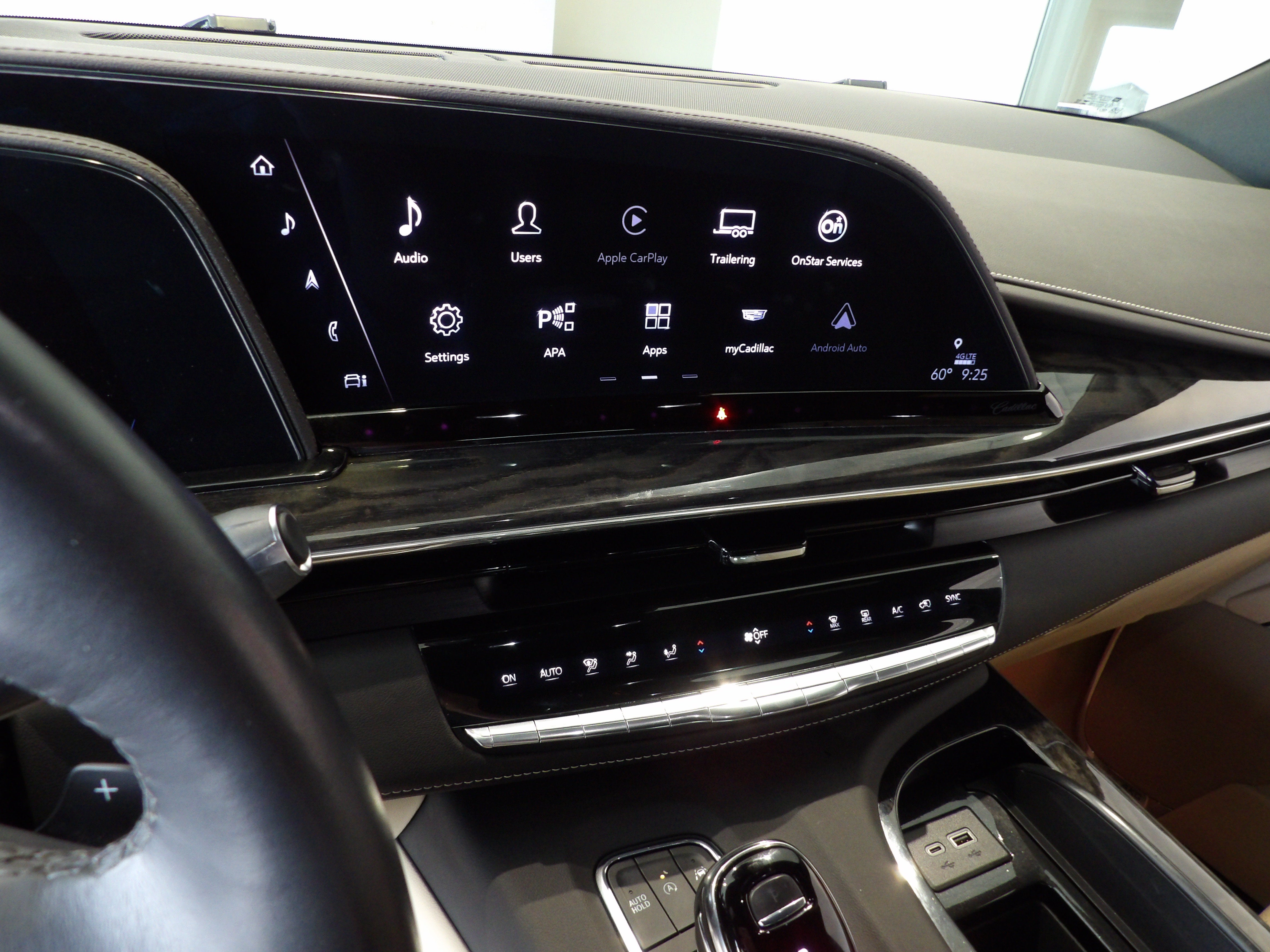 2023 Cadillac Escalade ESV Premium Luxury