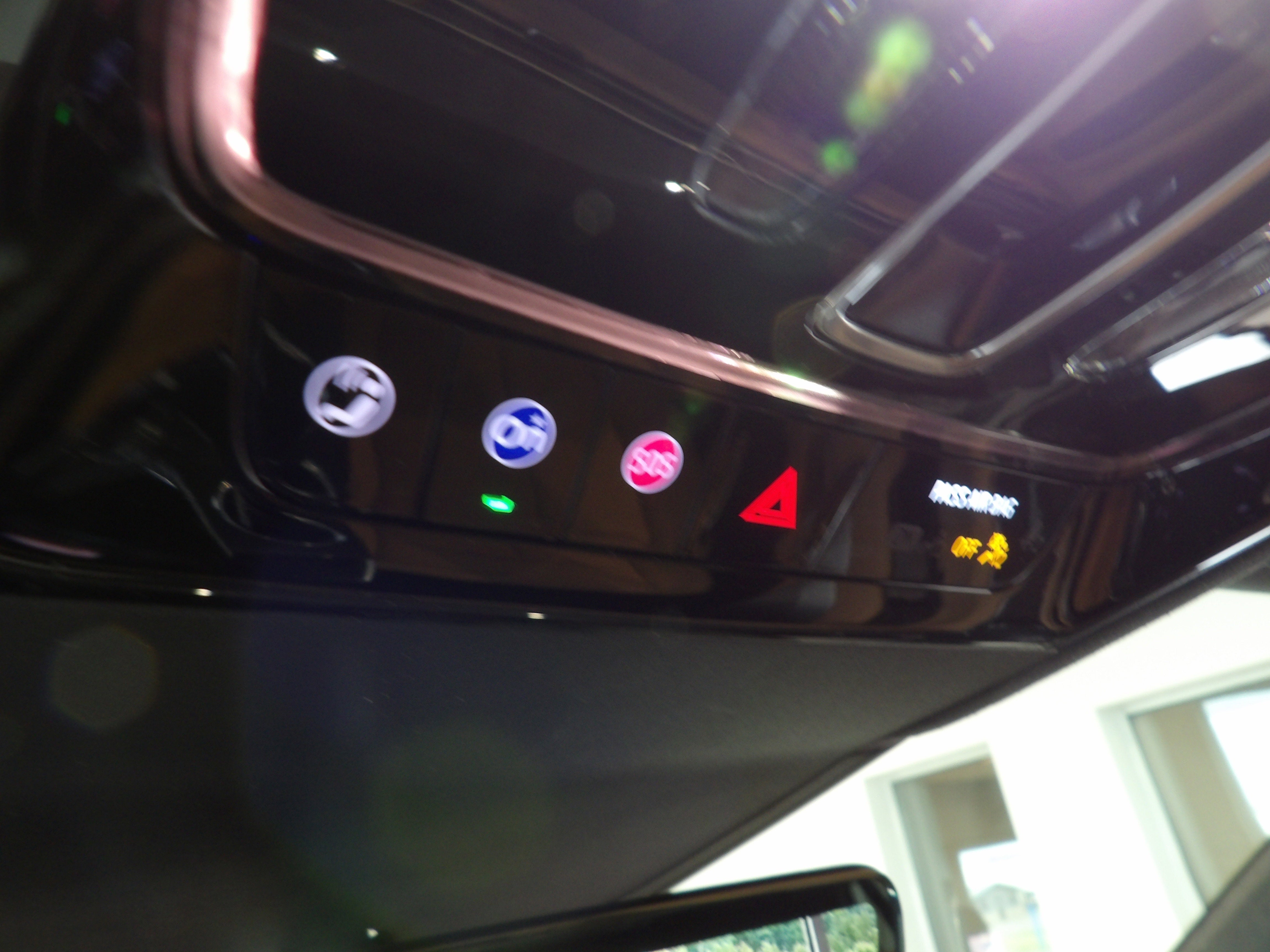 2025 Cadillac ESCALADE IQ Luxury 2