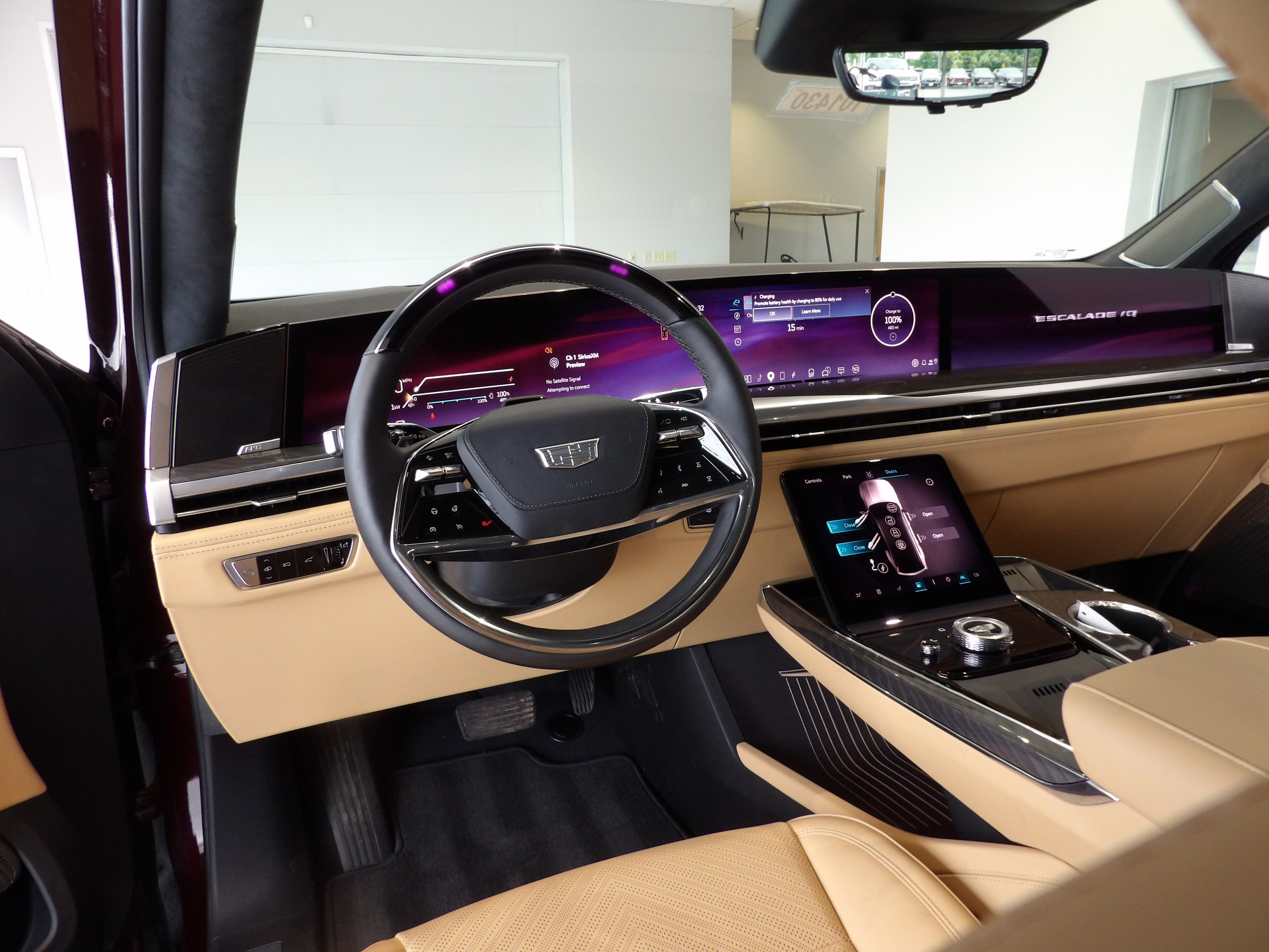 2025 Cadillac ESCALADE IQ Luxury 2
