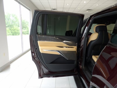 2025 Cadillac ESCALADE IQ Luxury 2