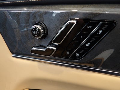 2025 Cadillac ESCALADE IQ Luxury 2