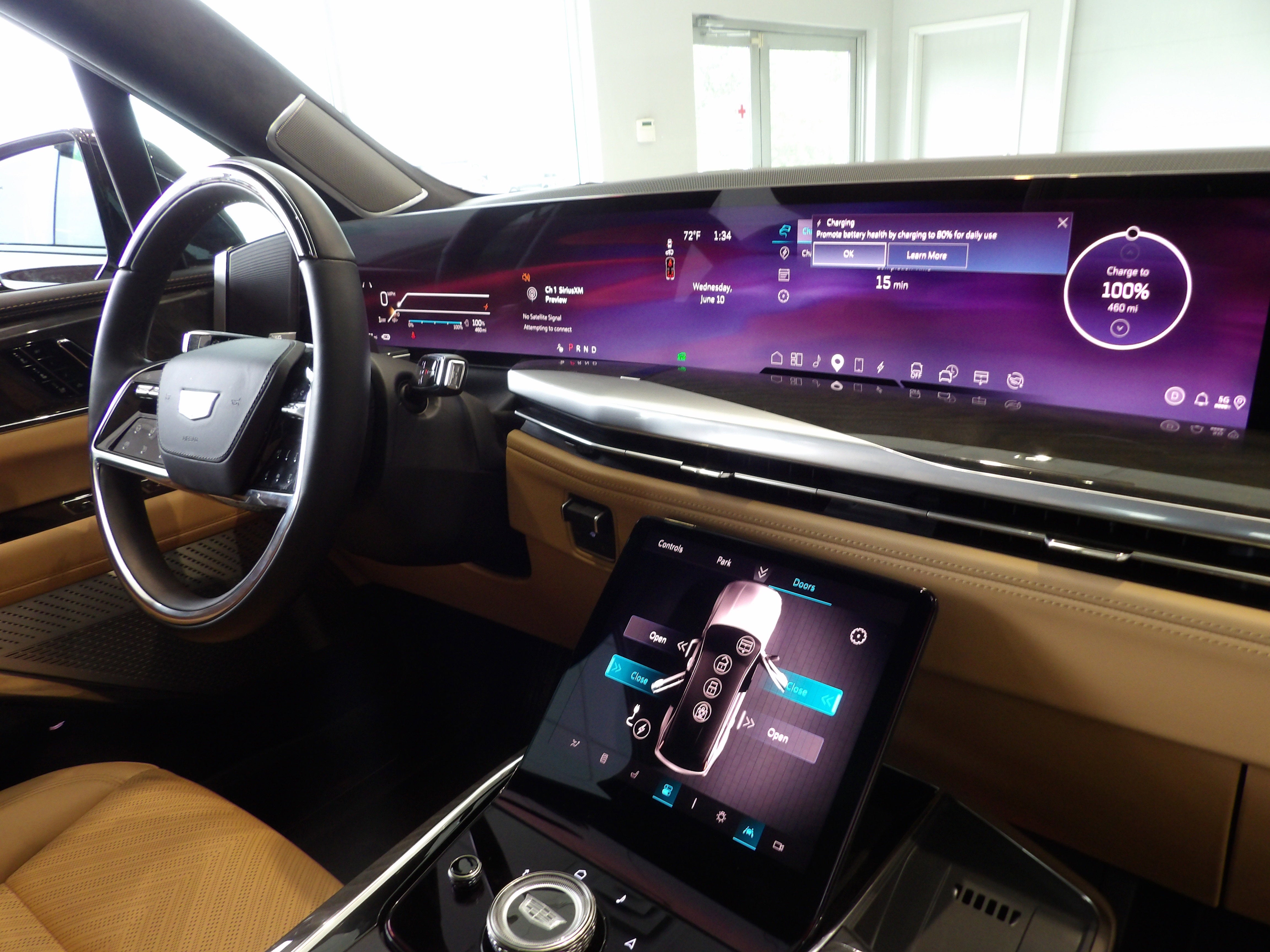 2025 Cadillac ESCALADE IQ Luxury 2